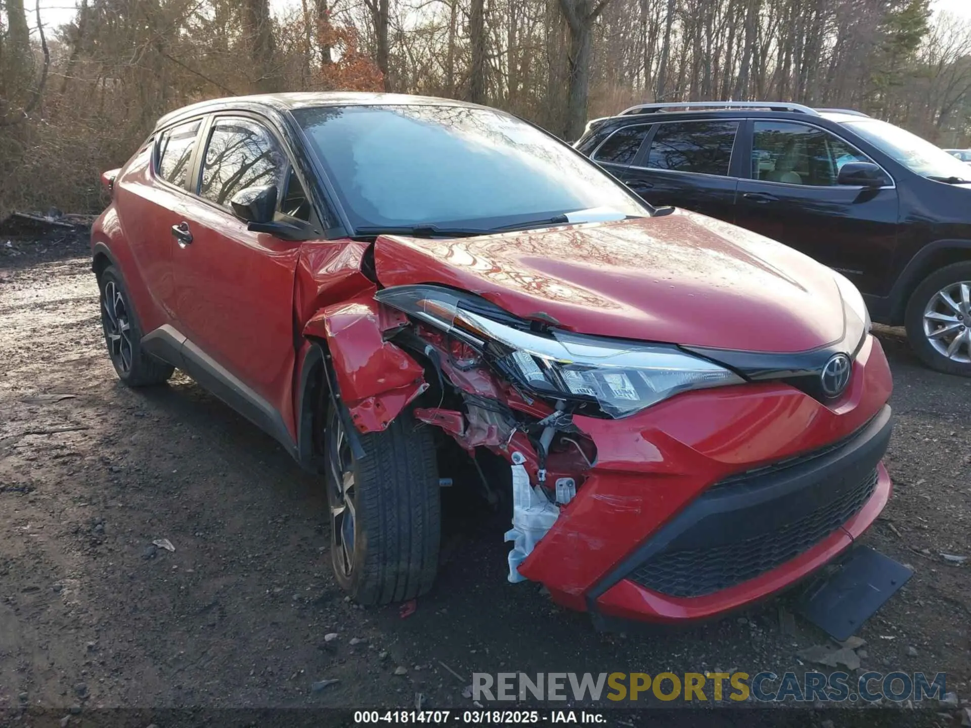 1 Photograph of a damaged car NMTKHMBX2LR105044 TOYOTA C-HR 2020