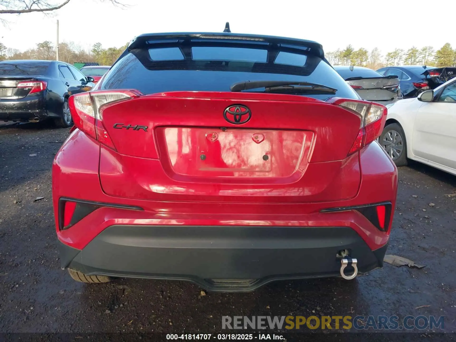 16 Photograph of a damaged car NMTKHMBX2LR105044 TOYOTA C-HR 2020