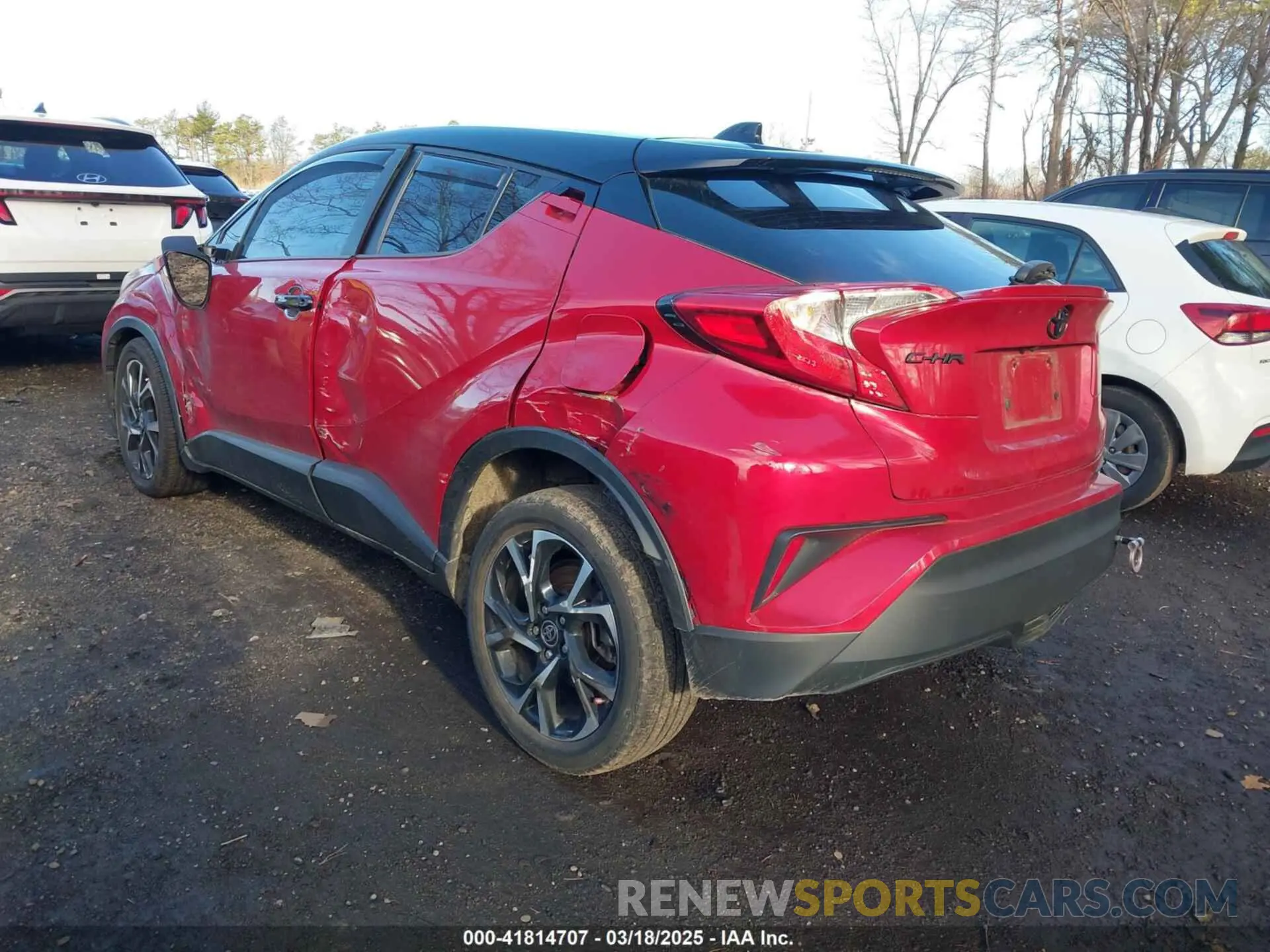 3 Photograph of a damaged car NMTKHMBX2LR105044 TOYOTA C-HR 2020