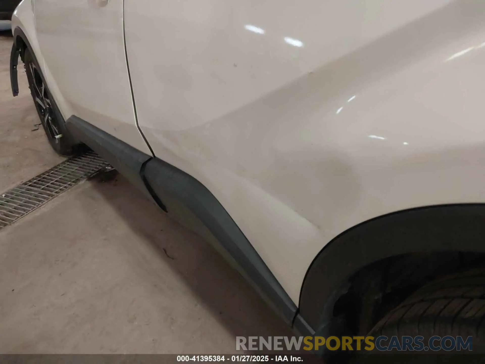 22 Photograph of a damaged car NMTKHMBX3LR110673 TOYOTA C-HR 2020