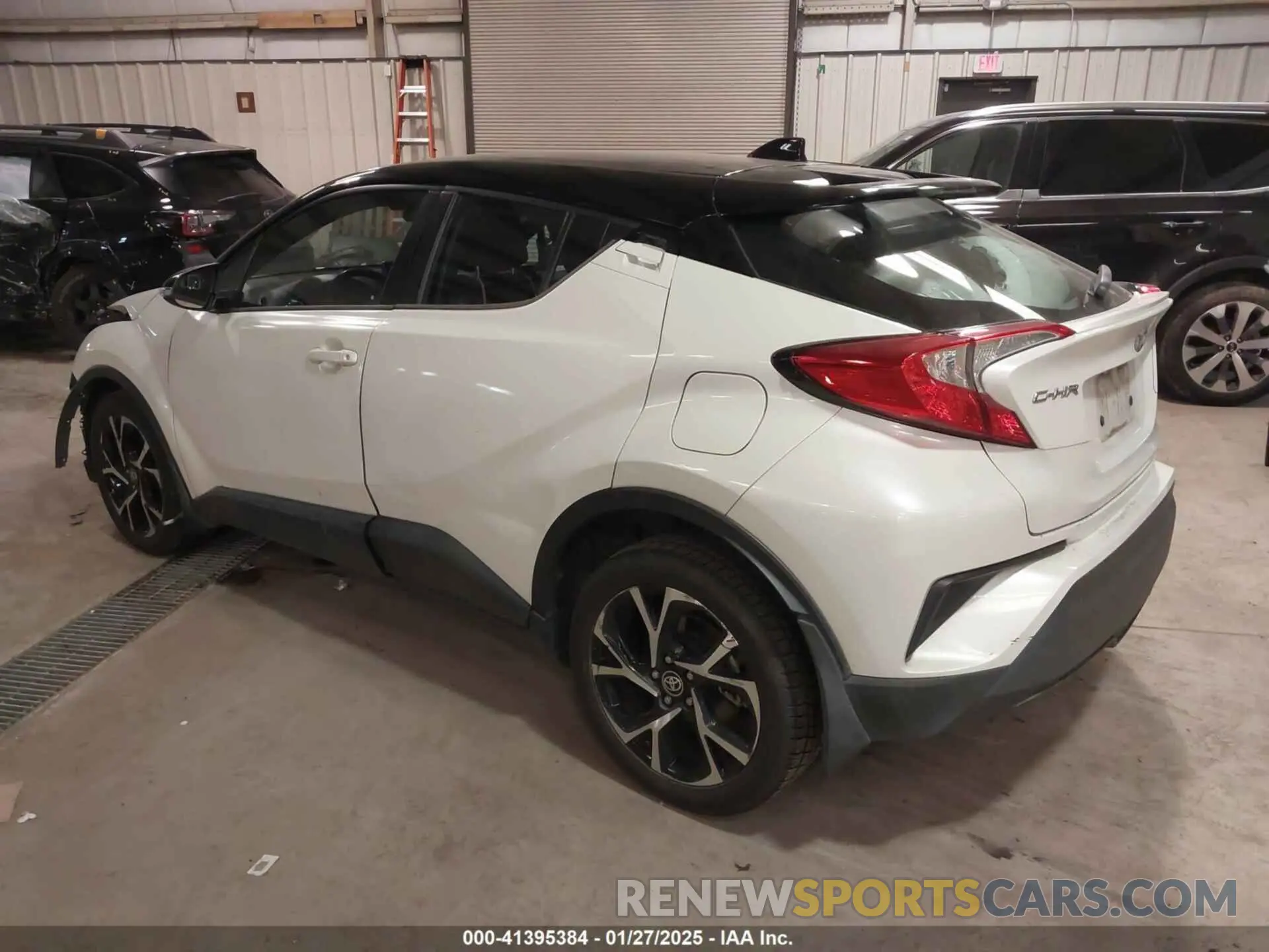 3 Photograph of a damaged car NMTKHMBX3LR110673 TOYOTA C-HR 2020