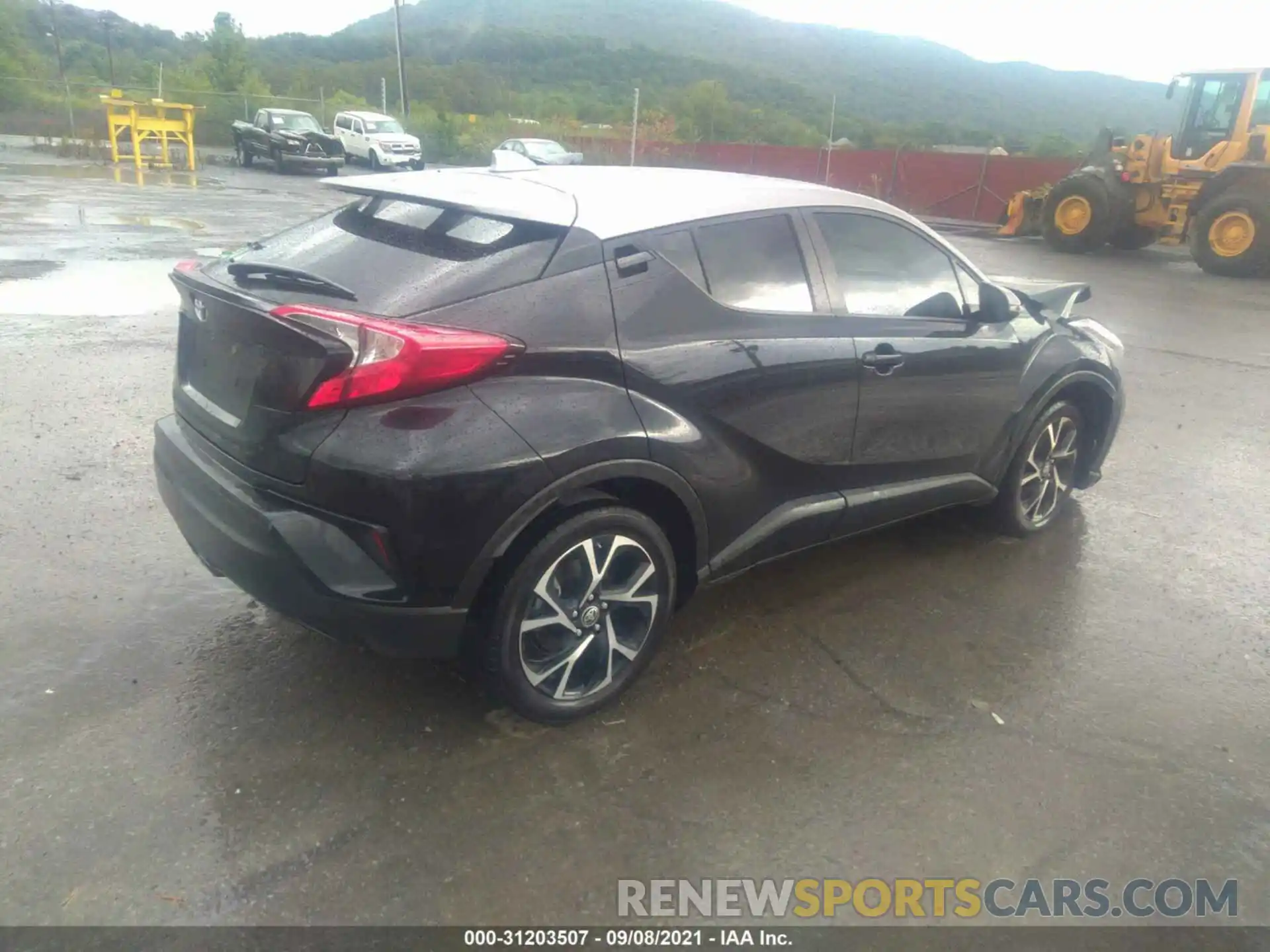 4 Photograph of a damaged car NMTKHMBX3LR112410 TOYOTA C-HR 2020