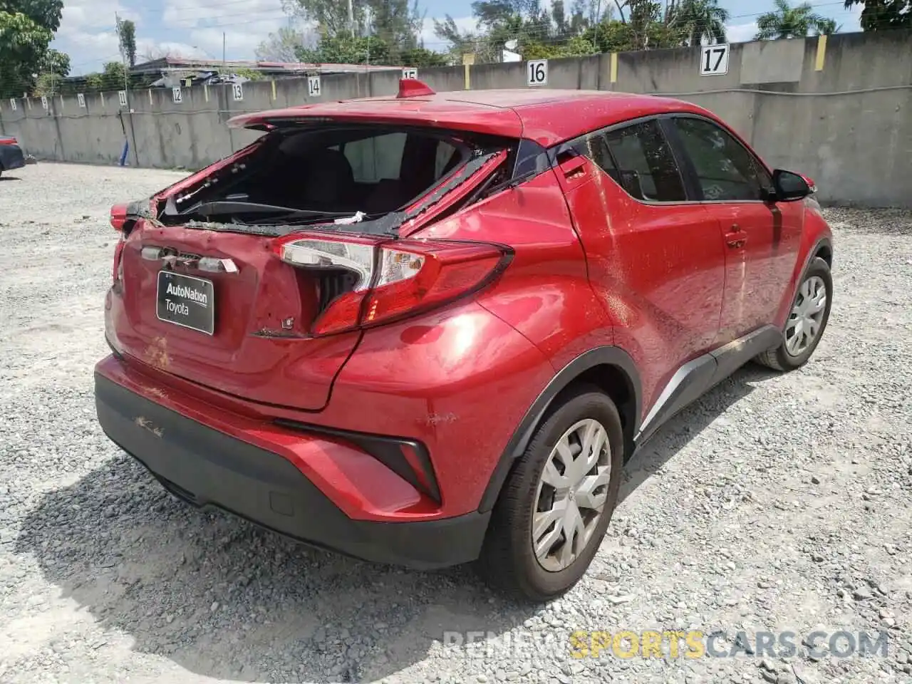 4 Photograph of a damaged car NMTKHMBX3LR112584 TOYOTA C-HR 2020