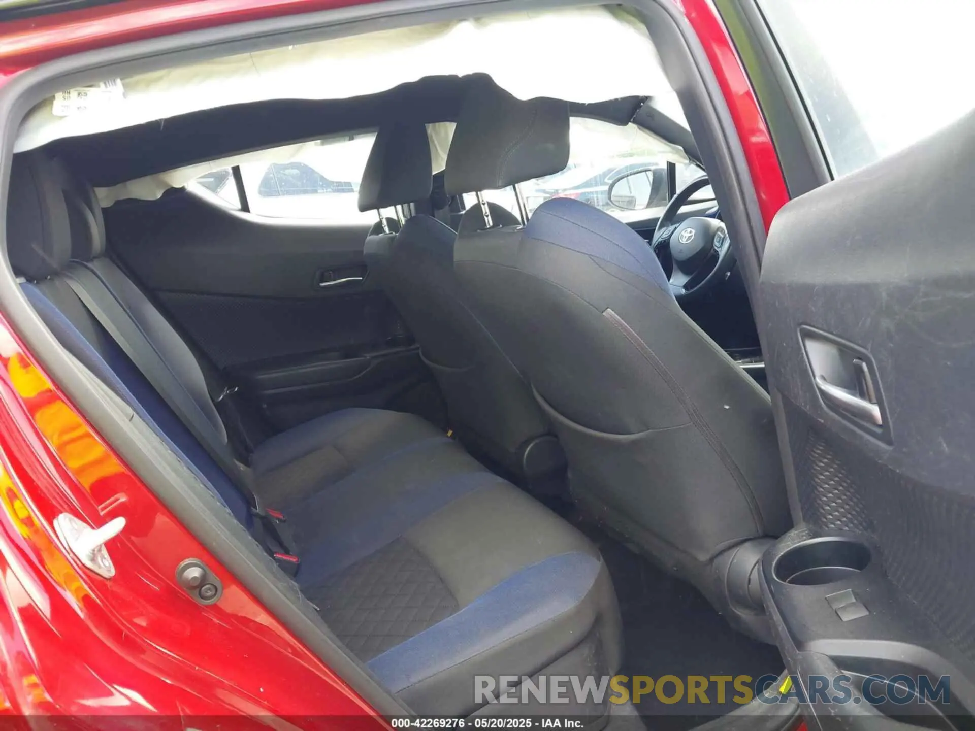 8 Photograph of a damaged car NMTKHMBX3LR118420 TOYOTA C-HR 2020