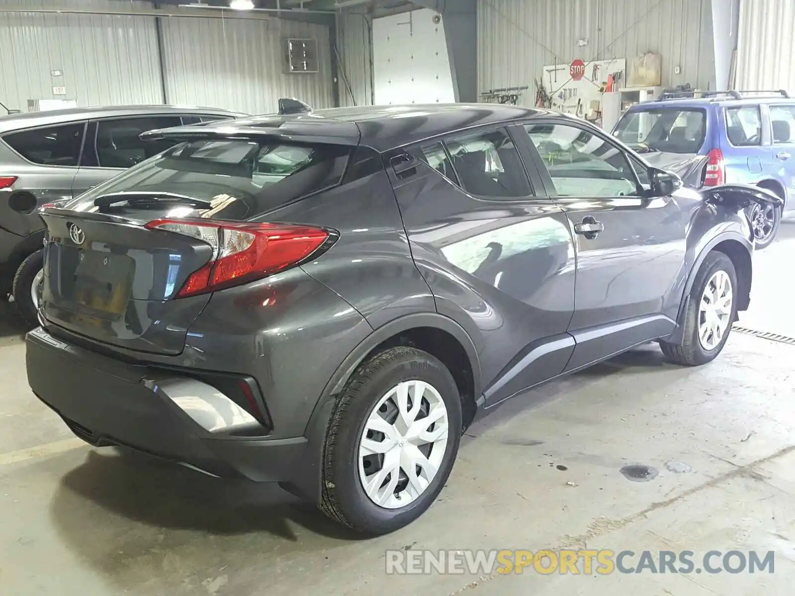 4 Photograph of a damaged car NMTKHMBX4LR105191 TOYOTA C-HR 2020