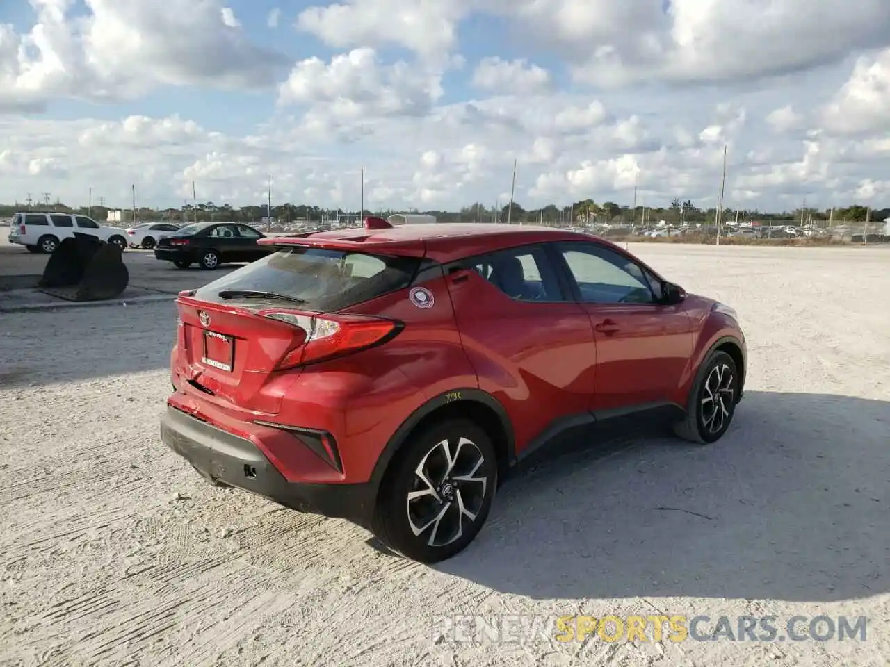 4 Photograph of a damaged car NMTKHMBX4LR106213 TOYOTA C-HR 2020