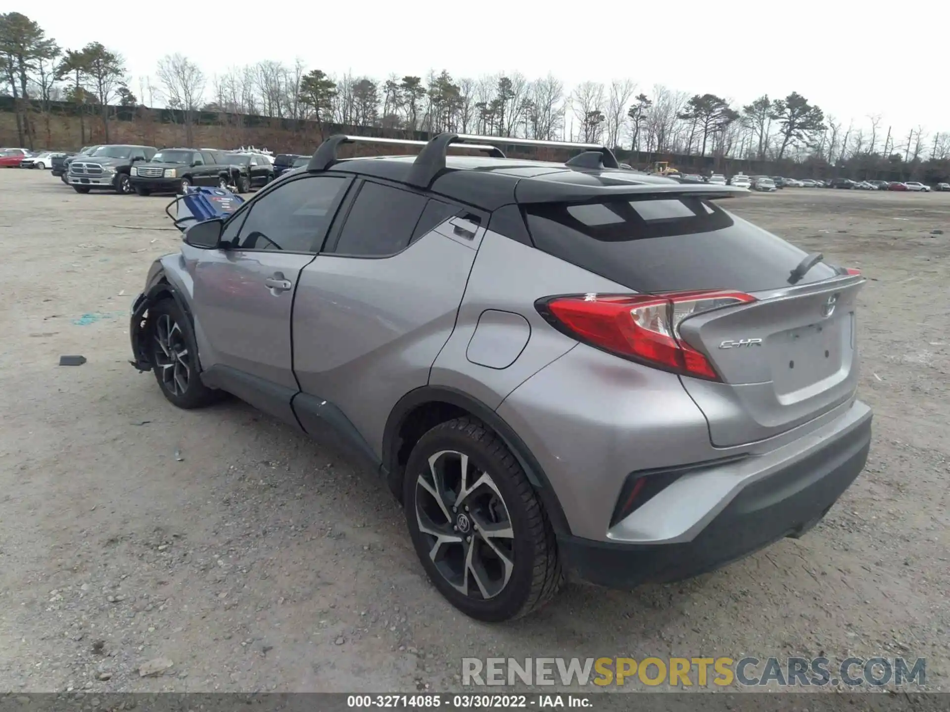 3 Photograph of a damaged car NMTKHMBX4LR107295 TOYOTA C-HR 2020