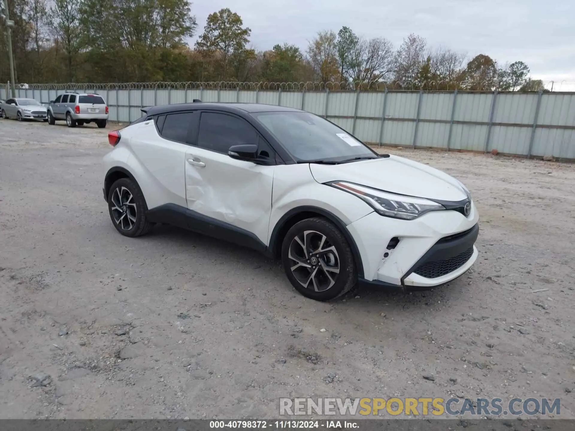 1 Photograph of a damaged car NMTKHMBX4LR109872 TOYOTA C-HR 2020