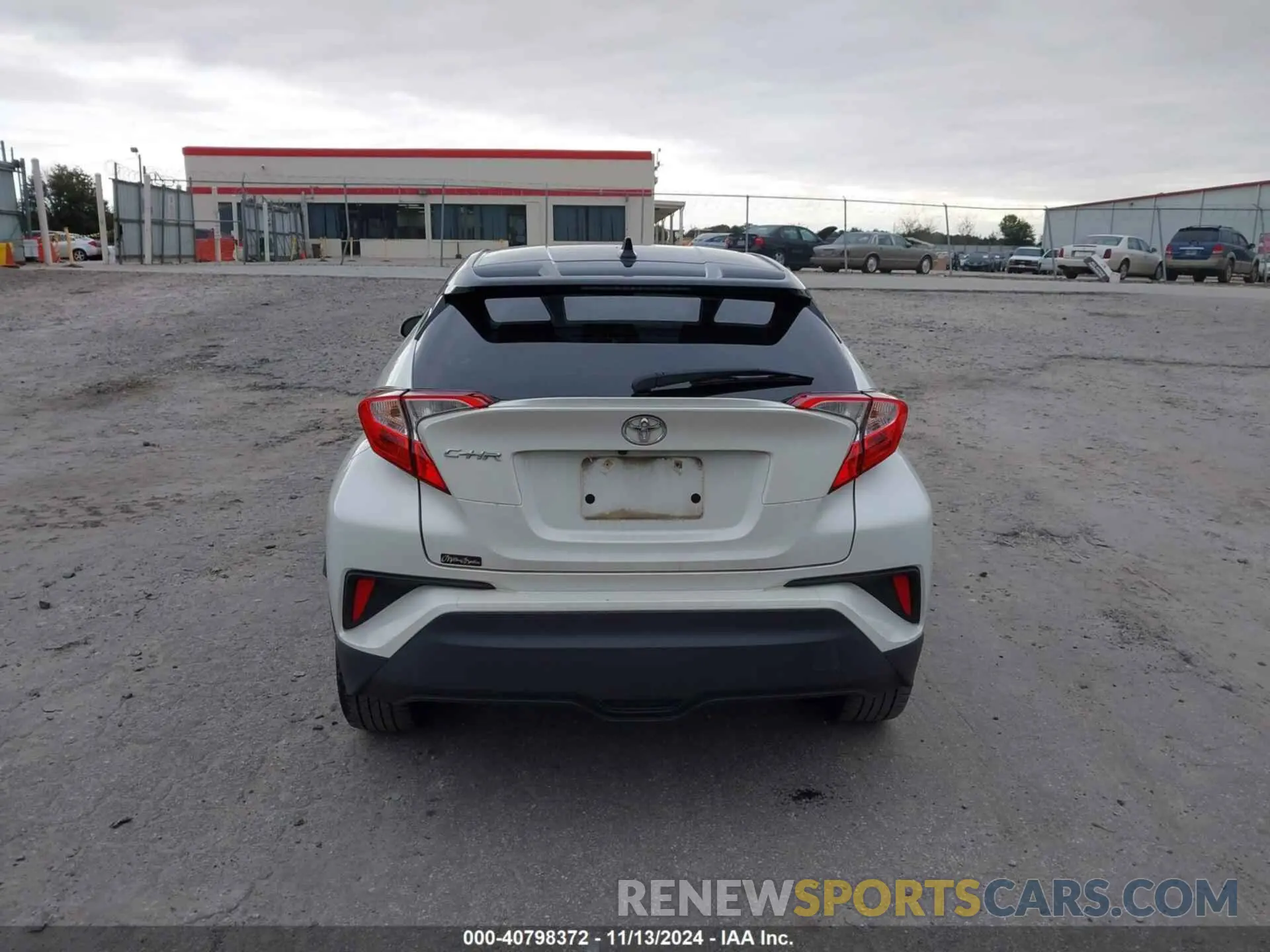 16 Photograph of a damaged car NMTKHMBX4LR109872 TOYOTA C-HR 2020