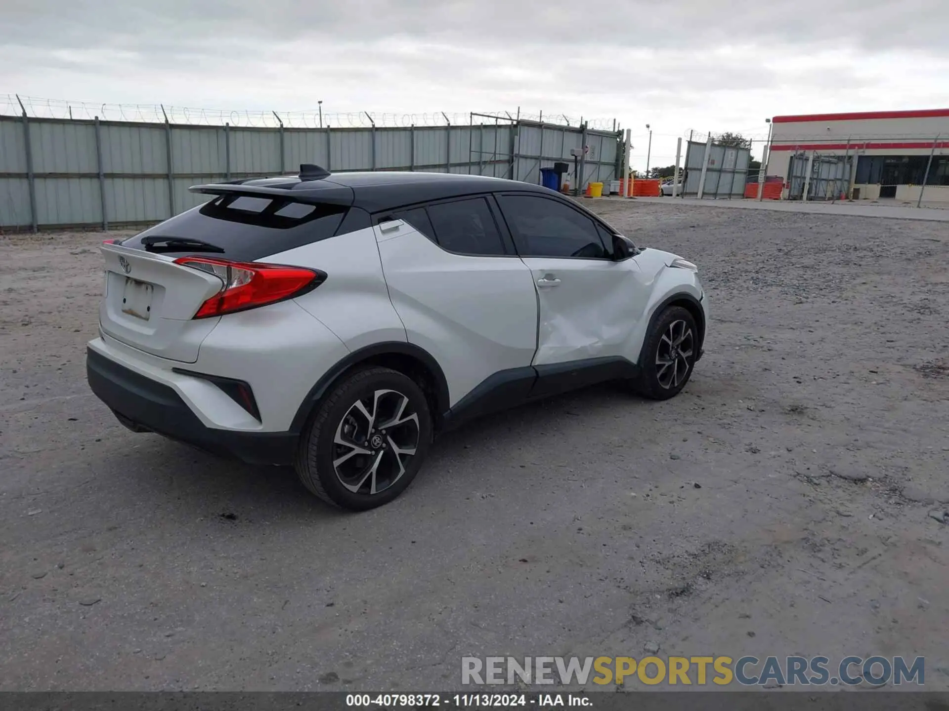 4 Photograph of a damaged car NMTKHMBX4LR109872 TOYOTA C-HR 2020
