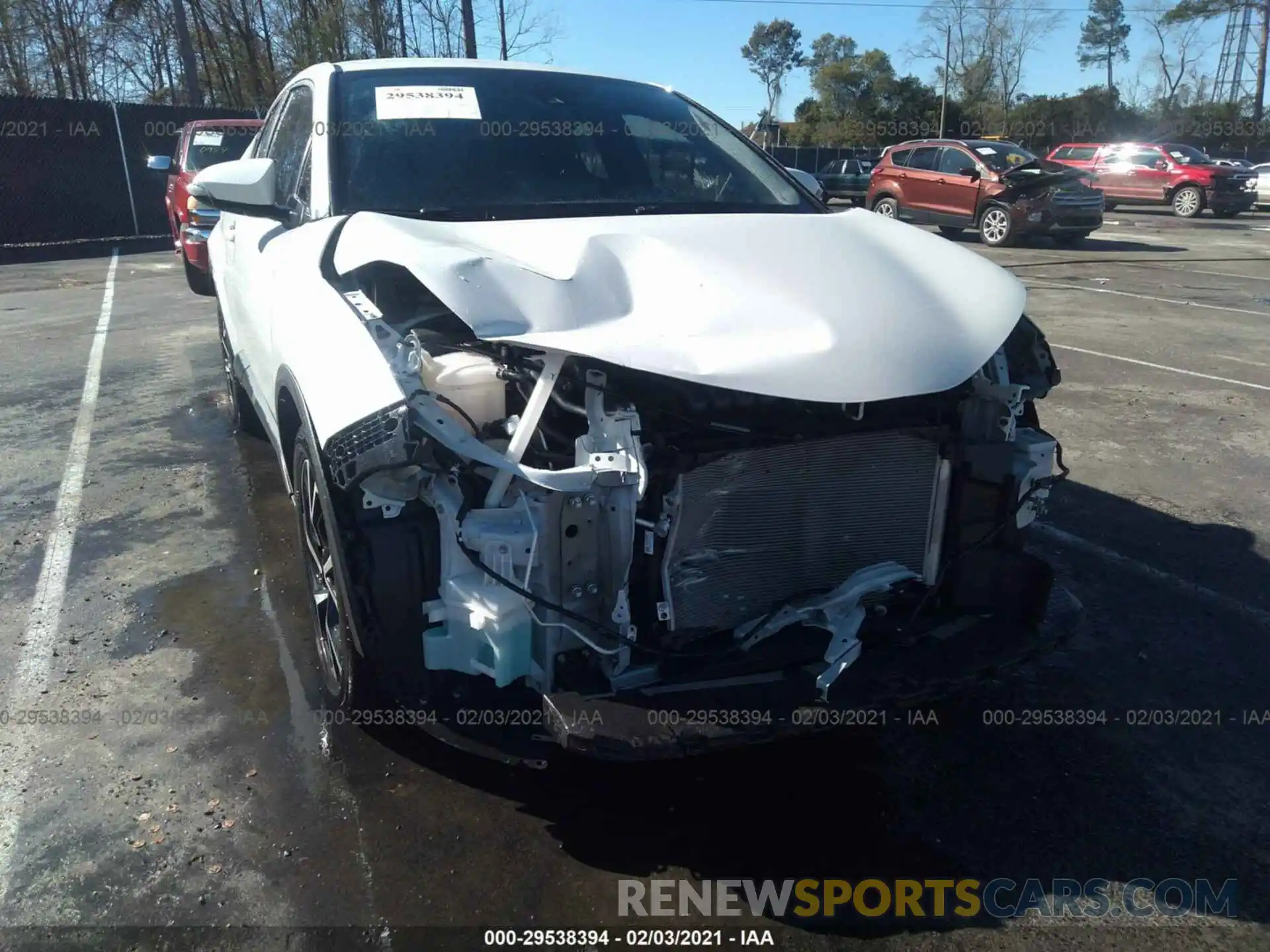 6 Photograph of a damaged car NMTKHMBX4LR109922 TOYOTA C-HR 2020