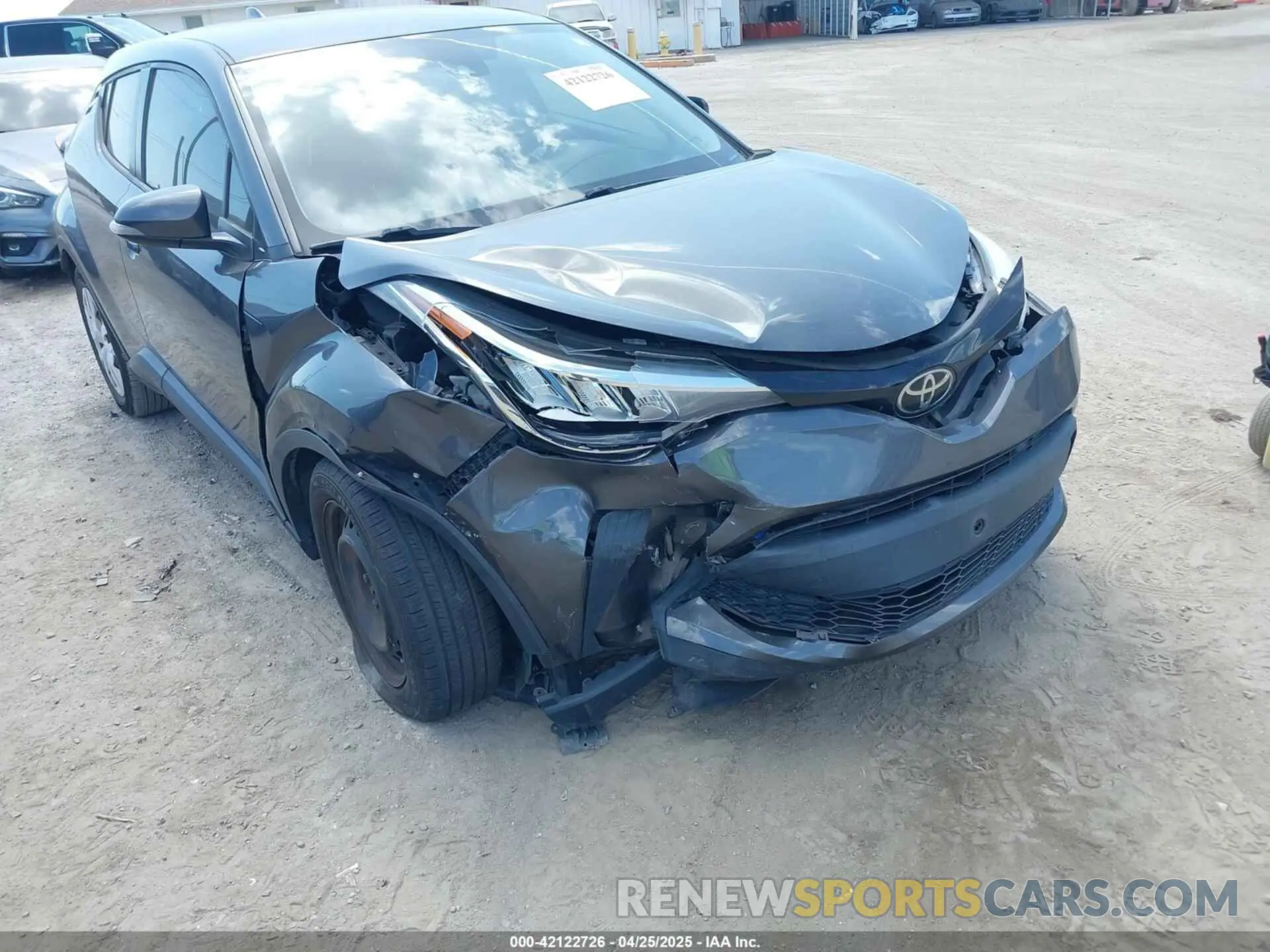 6 Photograph of a damaged car NMTKHMBX4LR111797 TOYOTA C-HR 2020