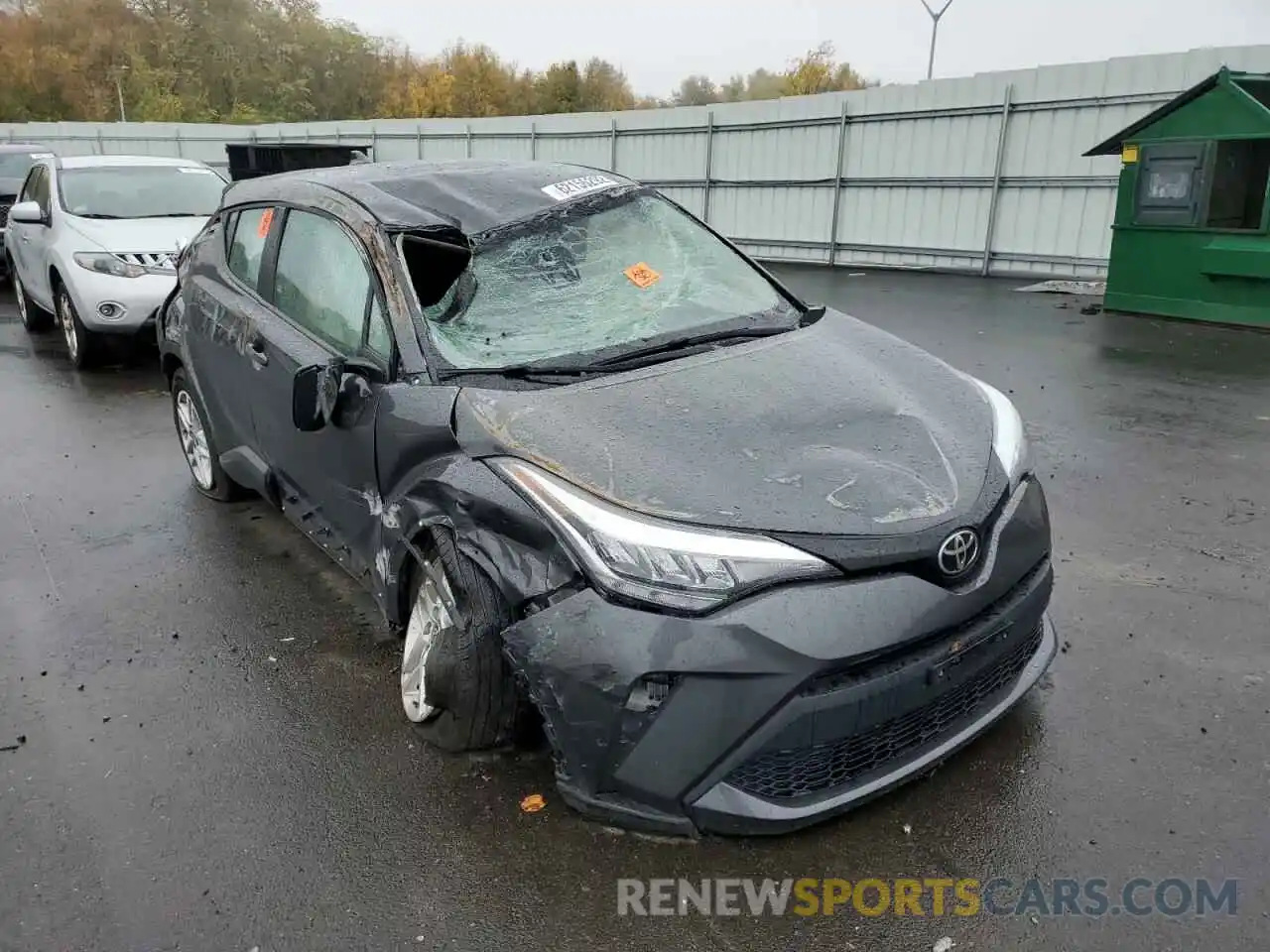 1 Photograph of a damaged car NMTKHMBX4LR112433 TOYOTA C-HR 2020