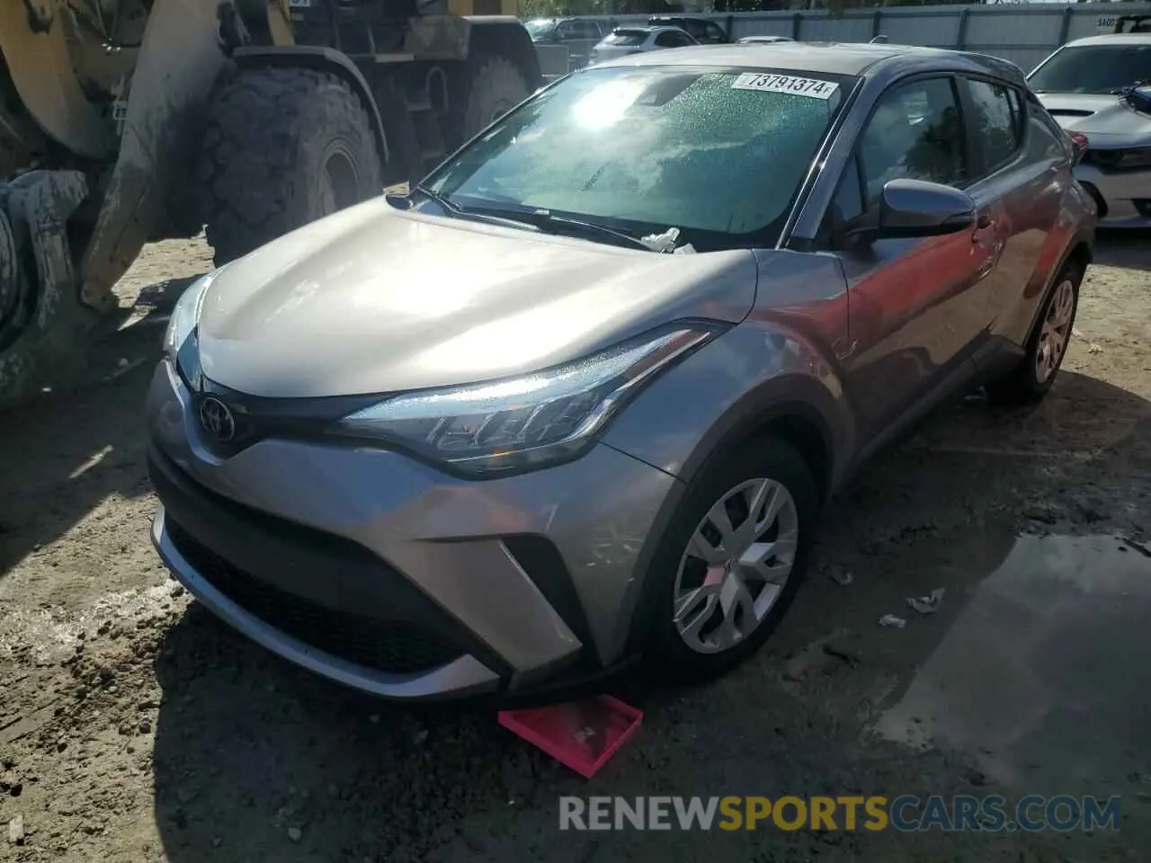 1 Photograph of a damaged car NMTKHMBX5LR103692 TOYOTA C-HR 2020