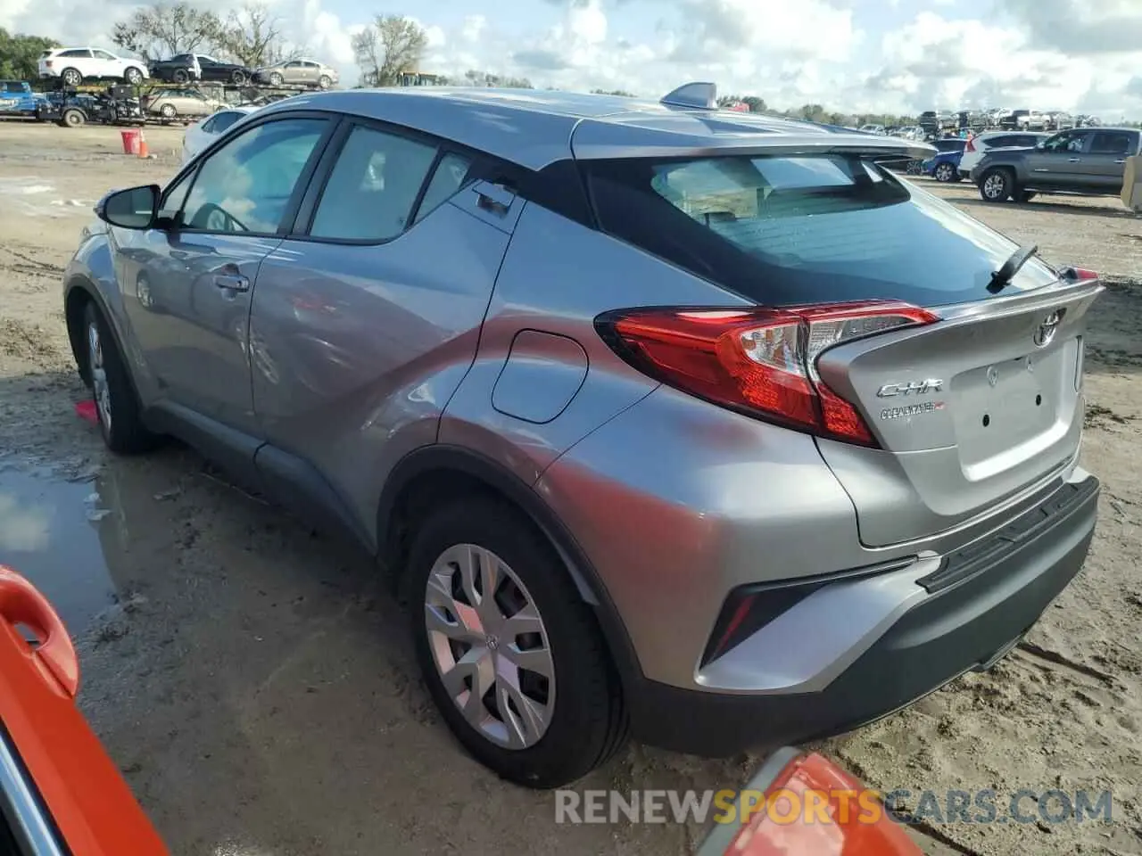 2 Photograph of a damaged car NMTKHMBX5LR103692 TOYOTA C-HR 2020