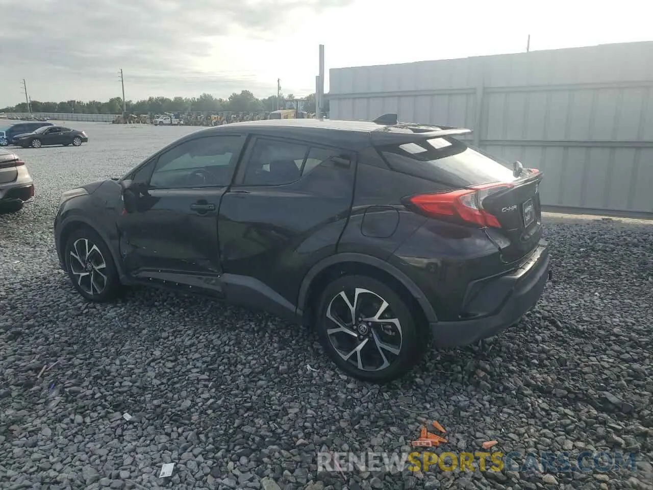 2 Photograph of a damaged car NMTKHMBX5LR105717 TOYOTA C-HR 2020