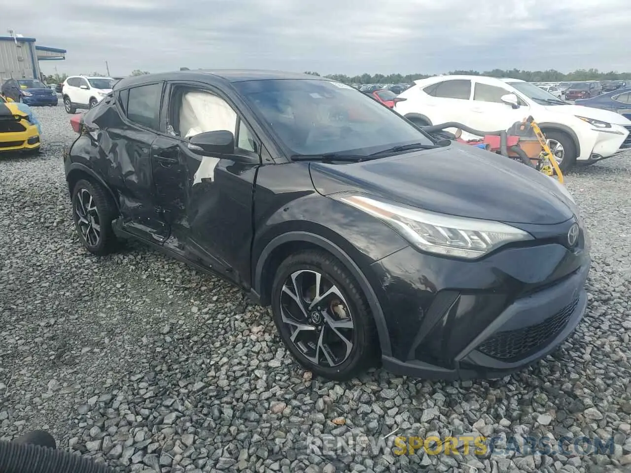 4 Photograph of a damaged car NMTKHMBX5LR105717 TOYOTA C-HR 2020