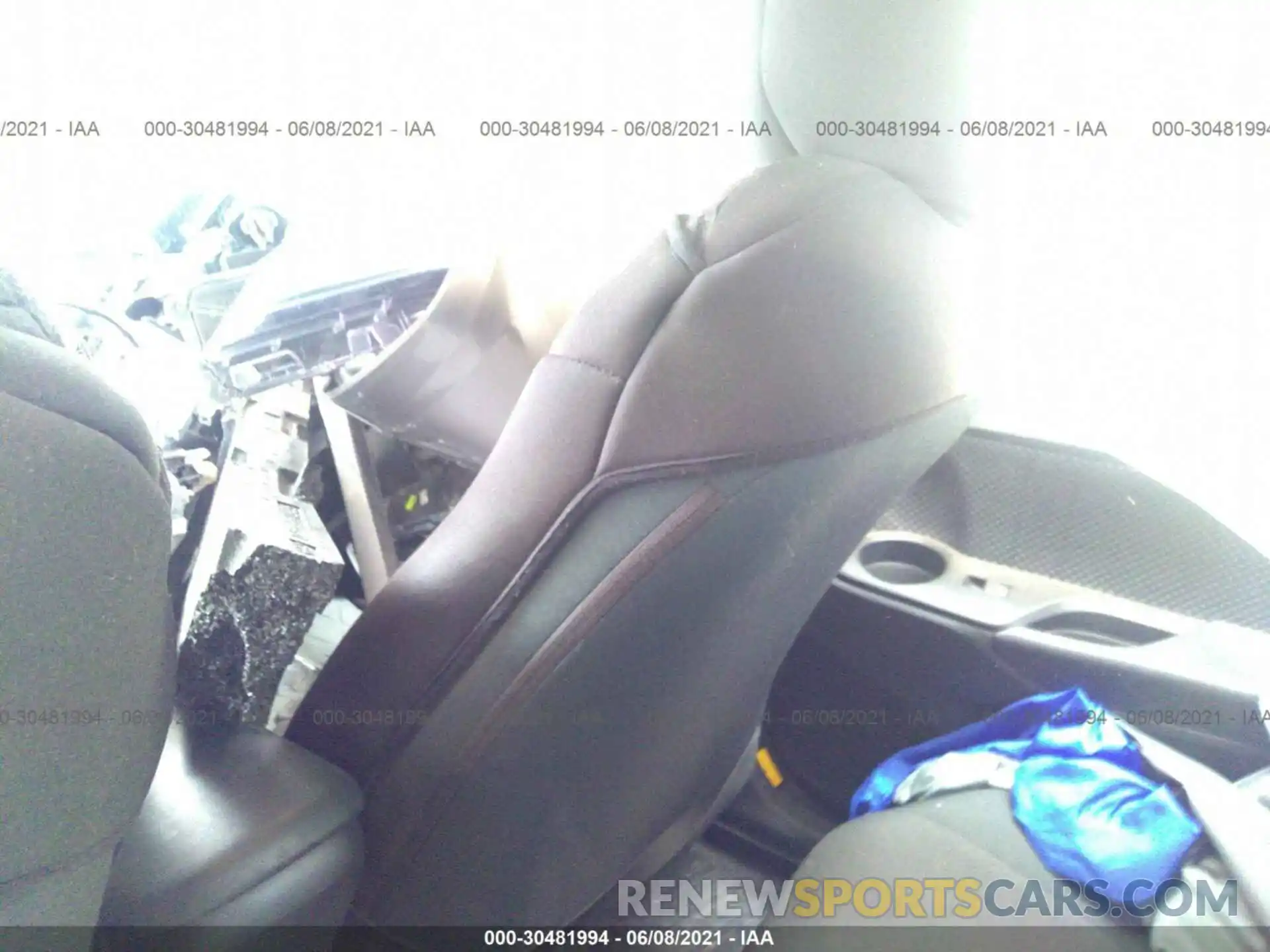 8 Photograph of a damaged car NMTKHMBX5LR106771 TOYOTA C-HR 2020