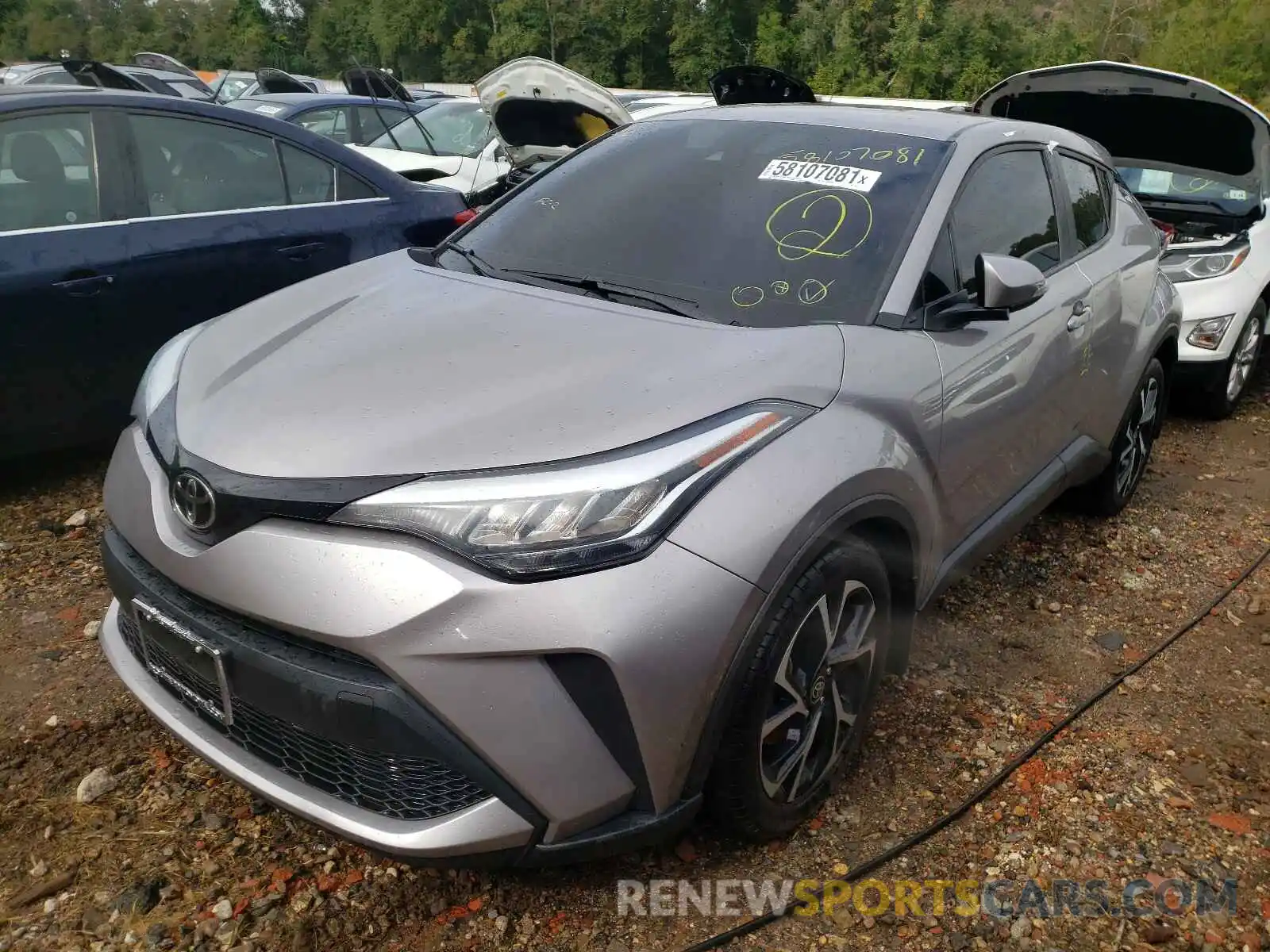 2 Photograph of a damaged car NMTKHMBX5LR108181 TOYOTA C-HR 2020