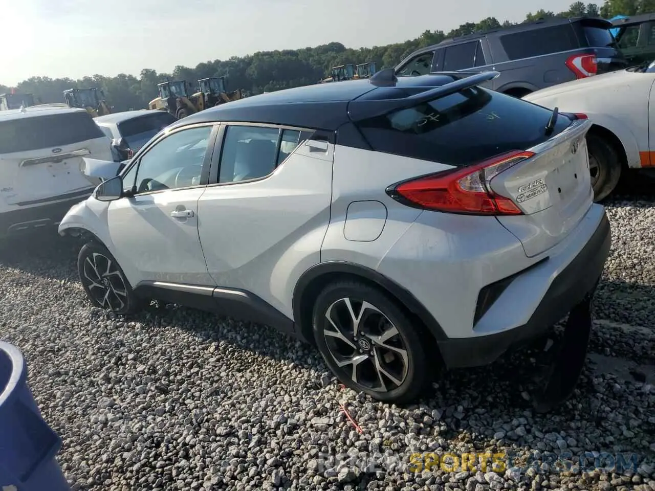 2 Photograph of a damaged car NMTKHMBX5LR108763 TOYOTA C-HR 2020