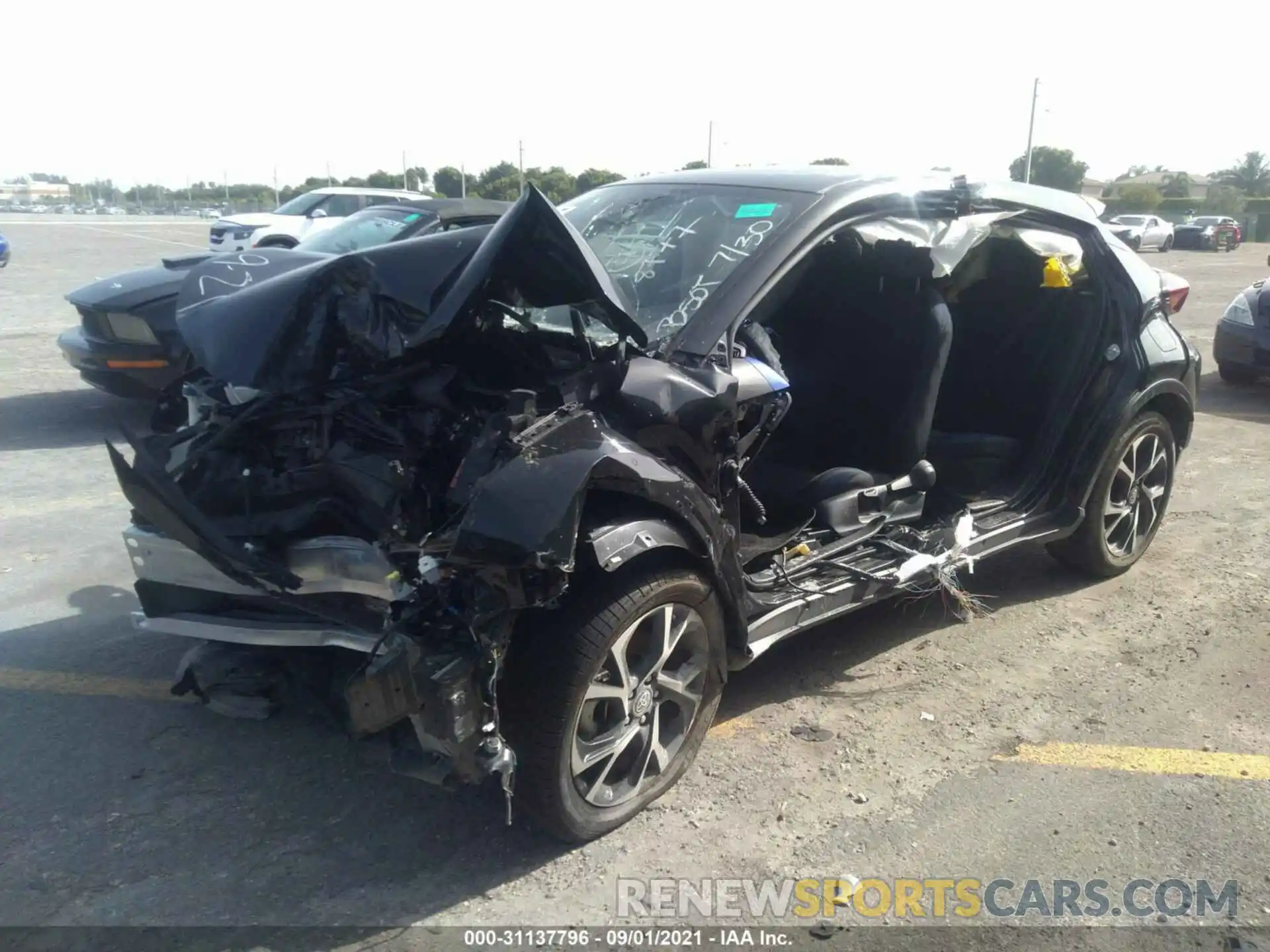 2 Photograph of a damaged car NMTKHMBX5LR108777 TOYOTA C-HR 2020