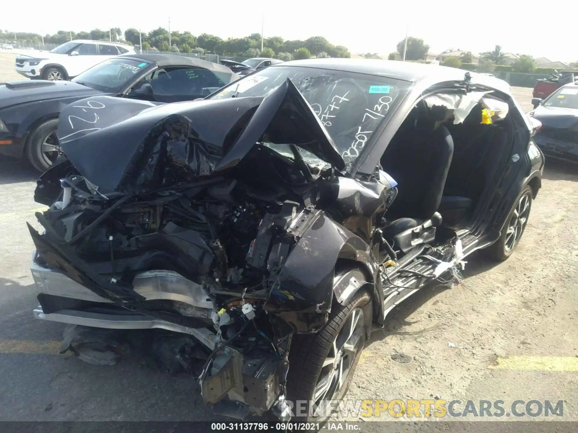 6 Photograph of a damaged car NMTKHMBX5LR108777 TOYOTA C-HR 2020