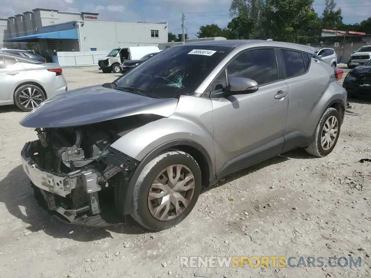 1 Photograph of a damaged car NMTKHMBX5LR110559 TOYOTA C-HR 2020