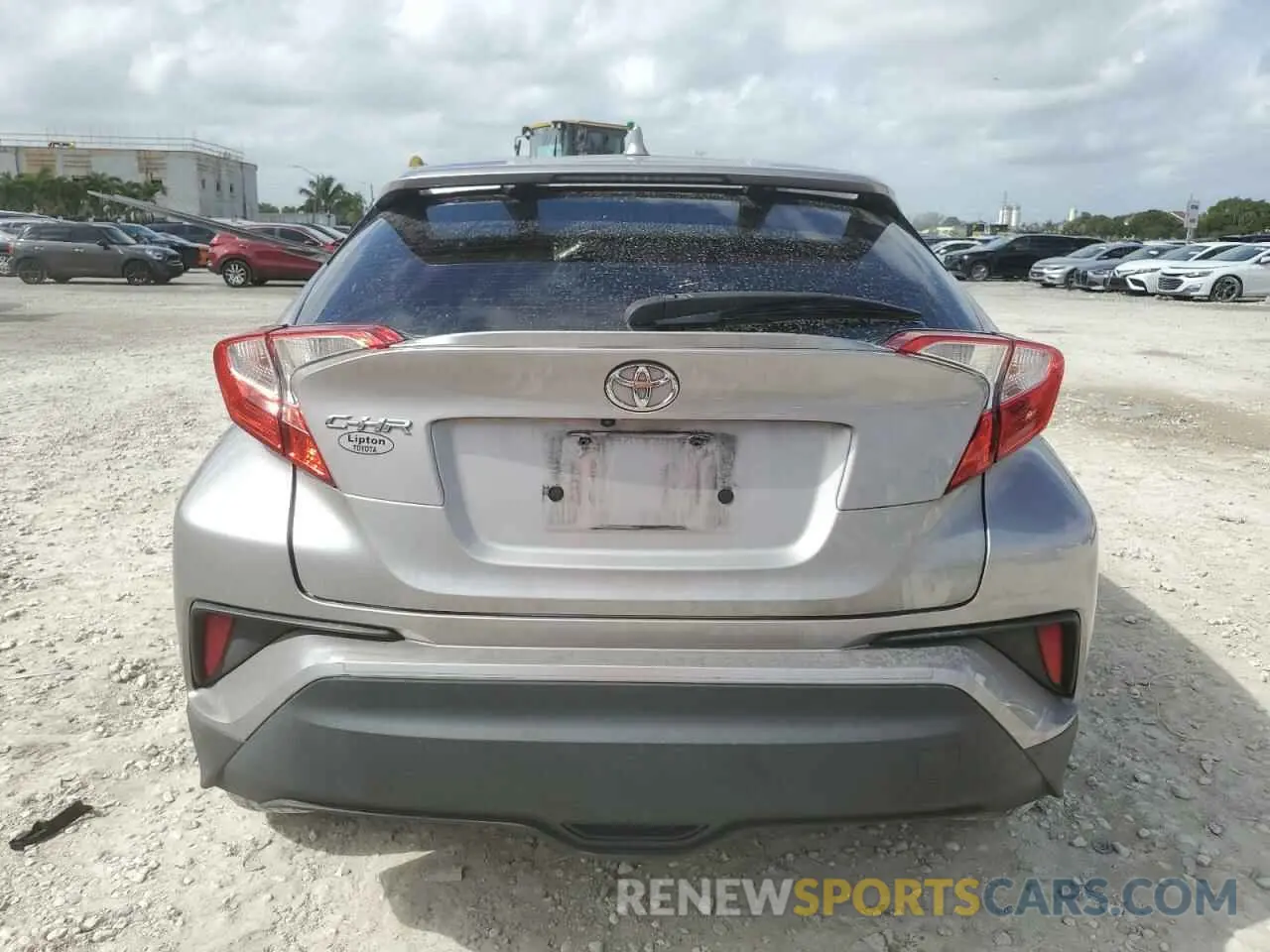 6 Photograph of a damaged car NMTKHMBX5LR110559 TOYOTA C-HR 2020