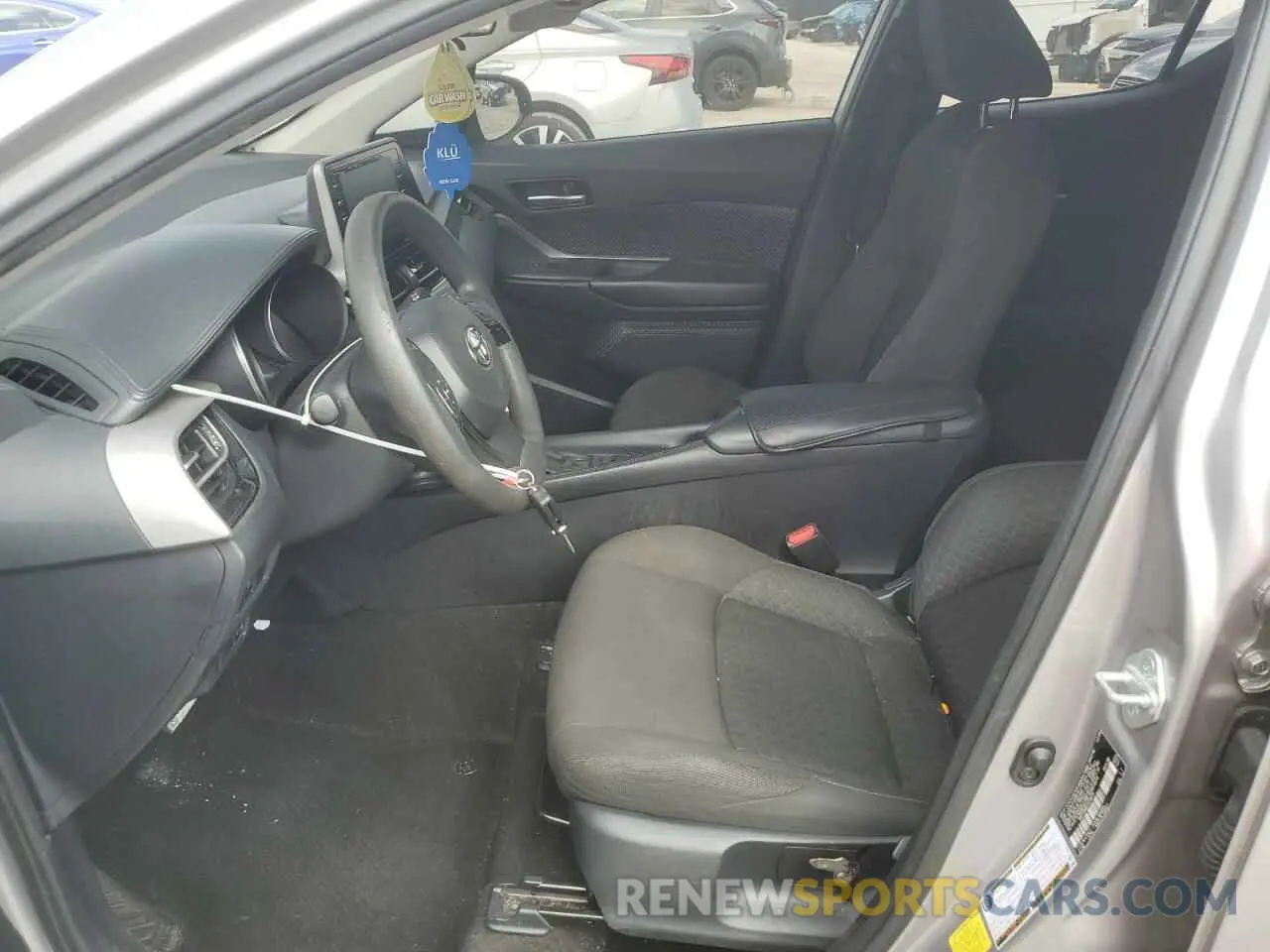 7 Photograph of a damaged car NMTKHMBX5LR110559 TOYOTA C-HR 2020