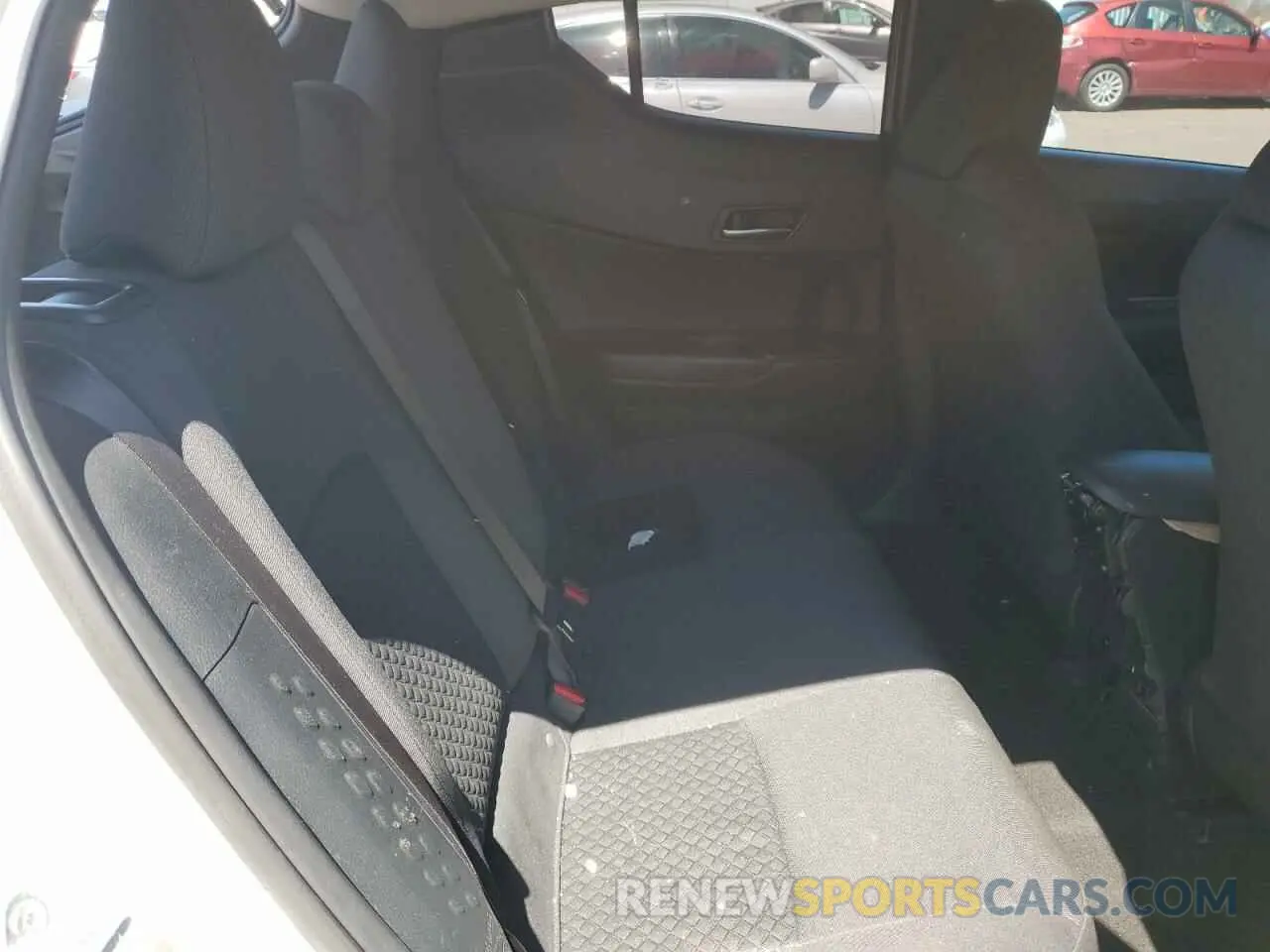 12 Photograph of a damaged car NMTKHMBX5LR111713 TOYOTA C-HR 2020