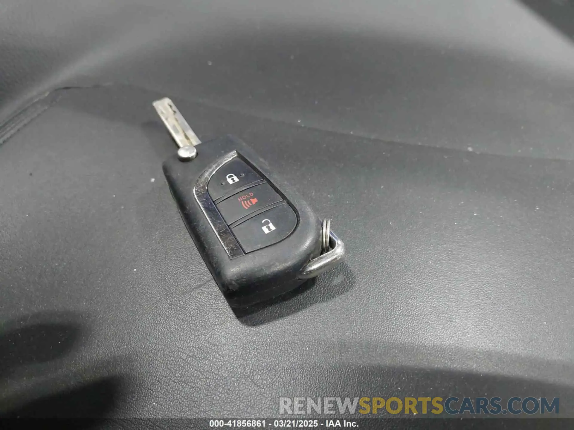 11 Photograph of a damaged car NMTKHMBX5LR112084 TOYOTA C-HR 2020