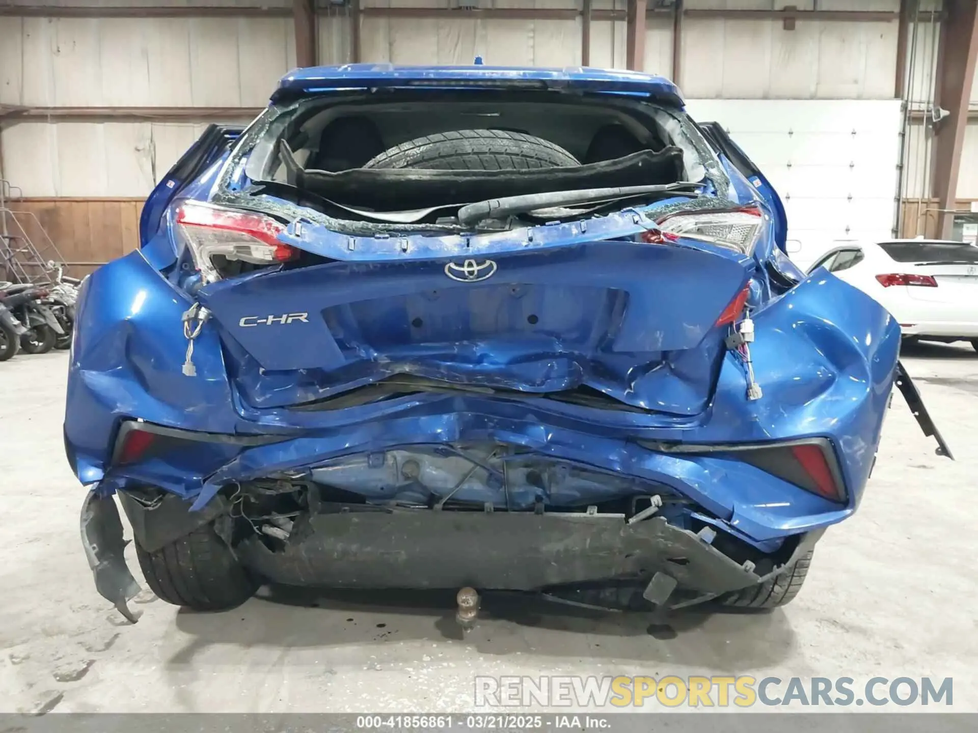 6 Photograph of a damaged car NMTKHMBX5LR112084 TOYOTA C-HR 2020