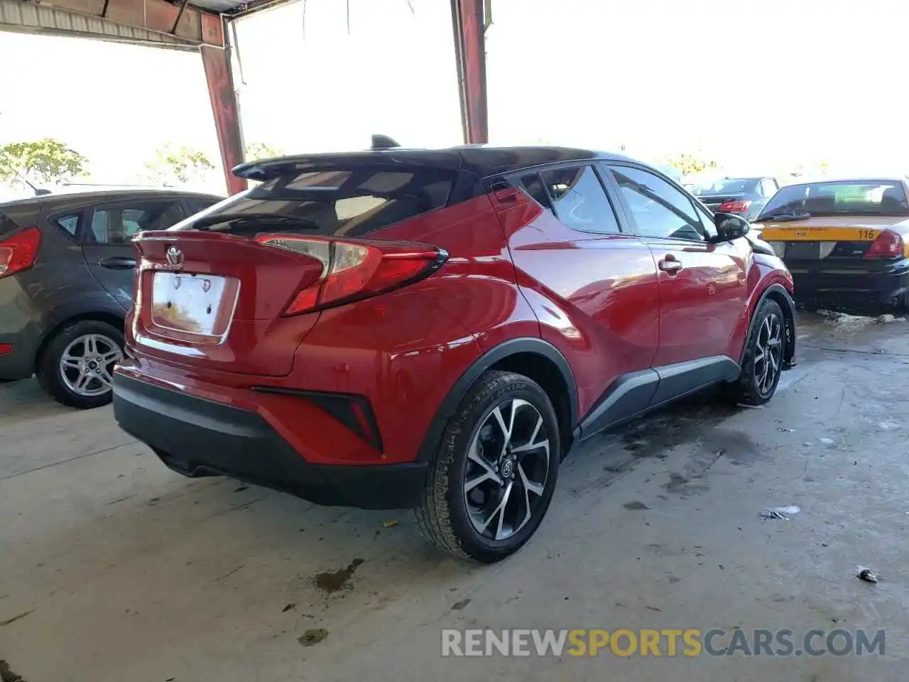 4 Photograph of a damaged car NMTKHMBX5LR114739 TOYOTA C-HR 2020