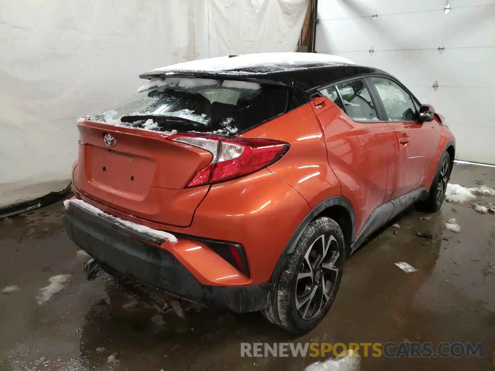 4 Photograph of a damaged car NMTKHMBX6LR105368 TOYOTA C-HR 2020