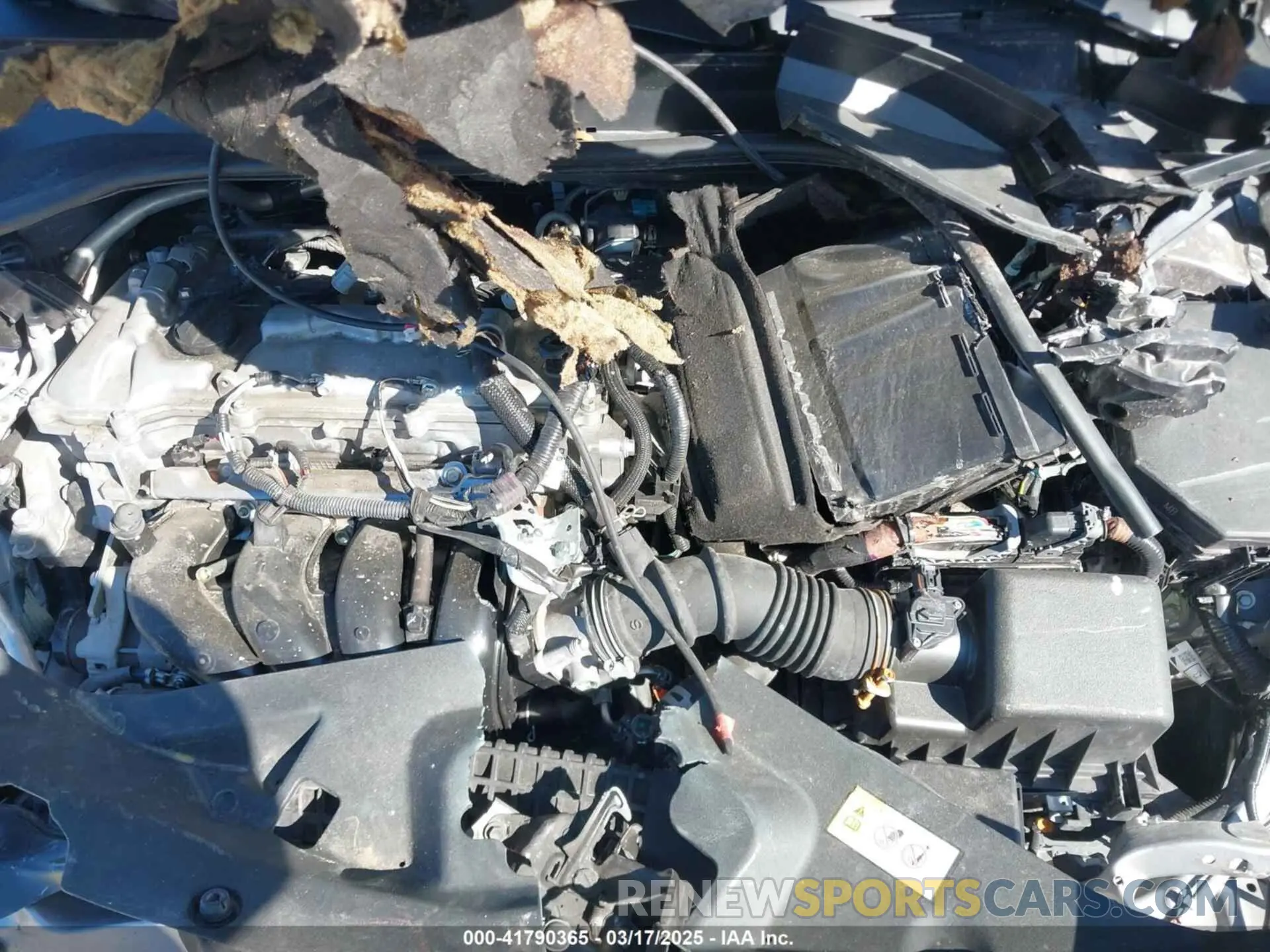 10 Photograph of a damaged car NMTKHMBX6LR106732 TOYOTA C-HR 2020