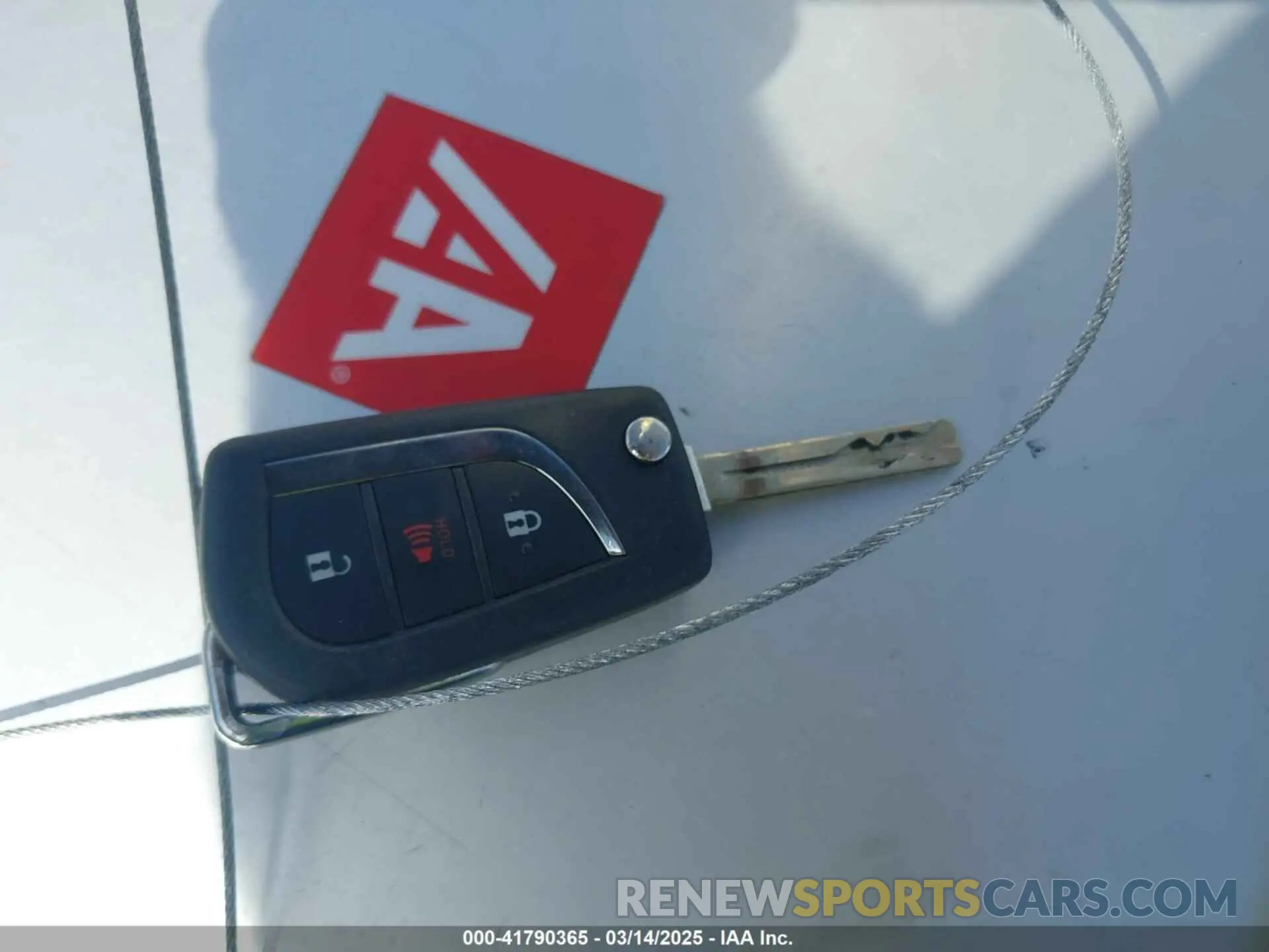 11 Photograph of a damaged car NMTKHMBX6LR106732 TOYOTA C-HR 2020
