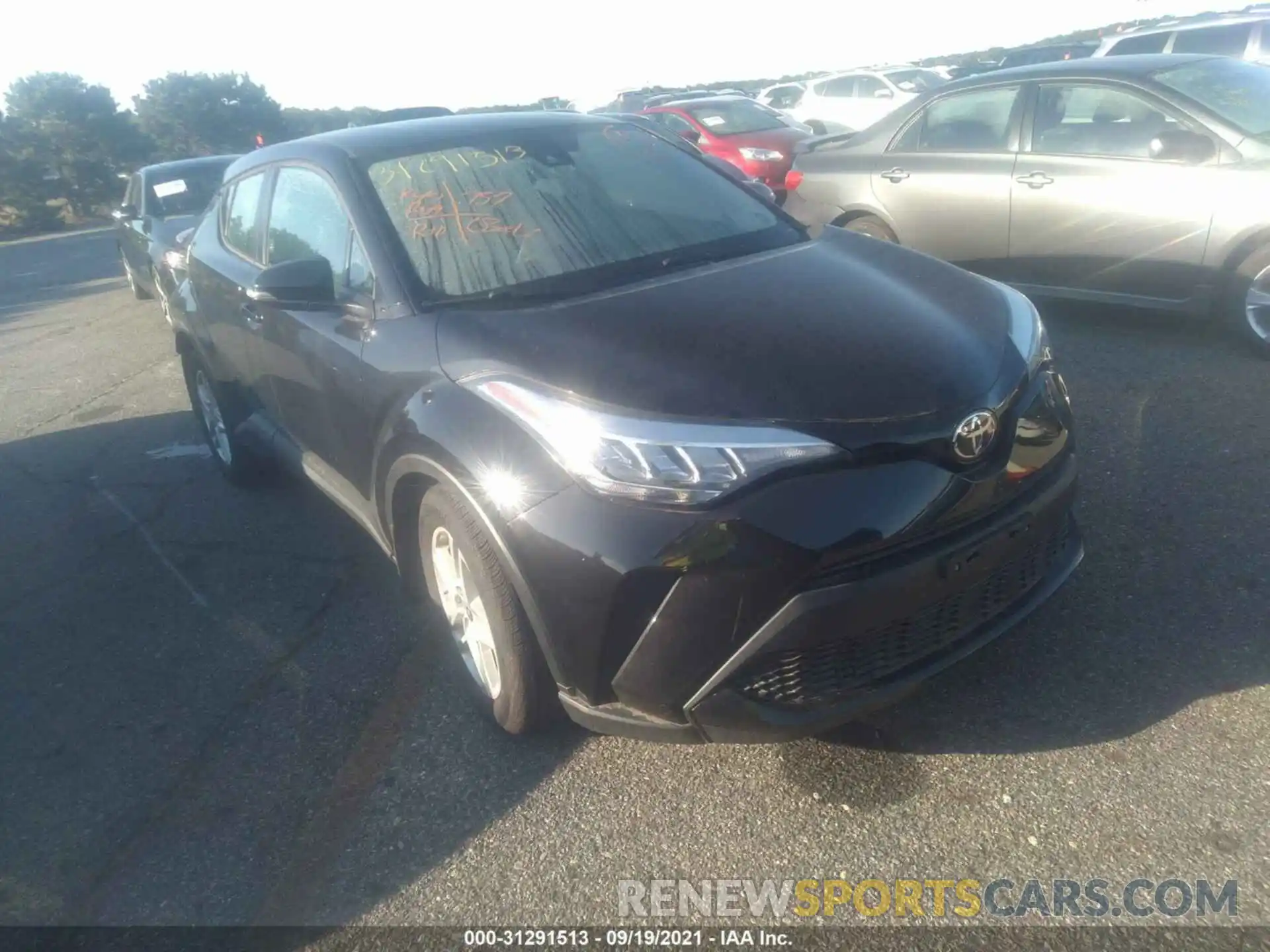 1 Photograph of a damaged car NMTKHMBX6LR109789 TOYOTA C-HR 2020