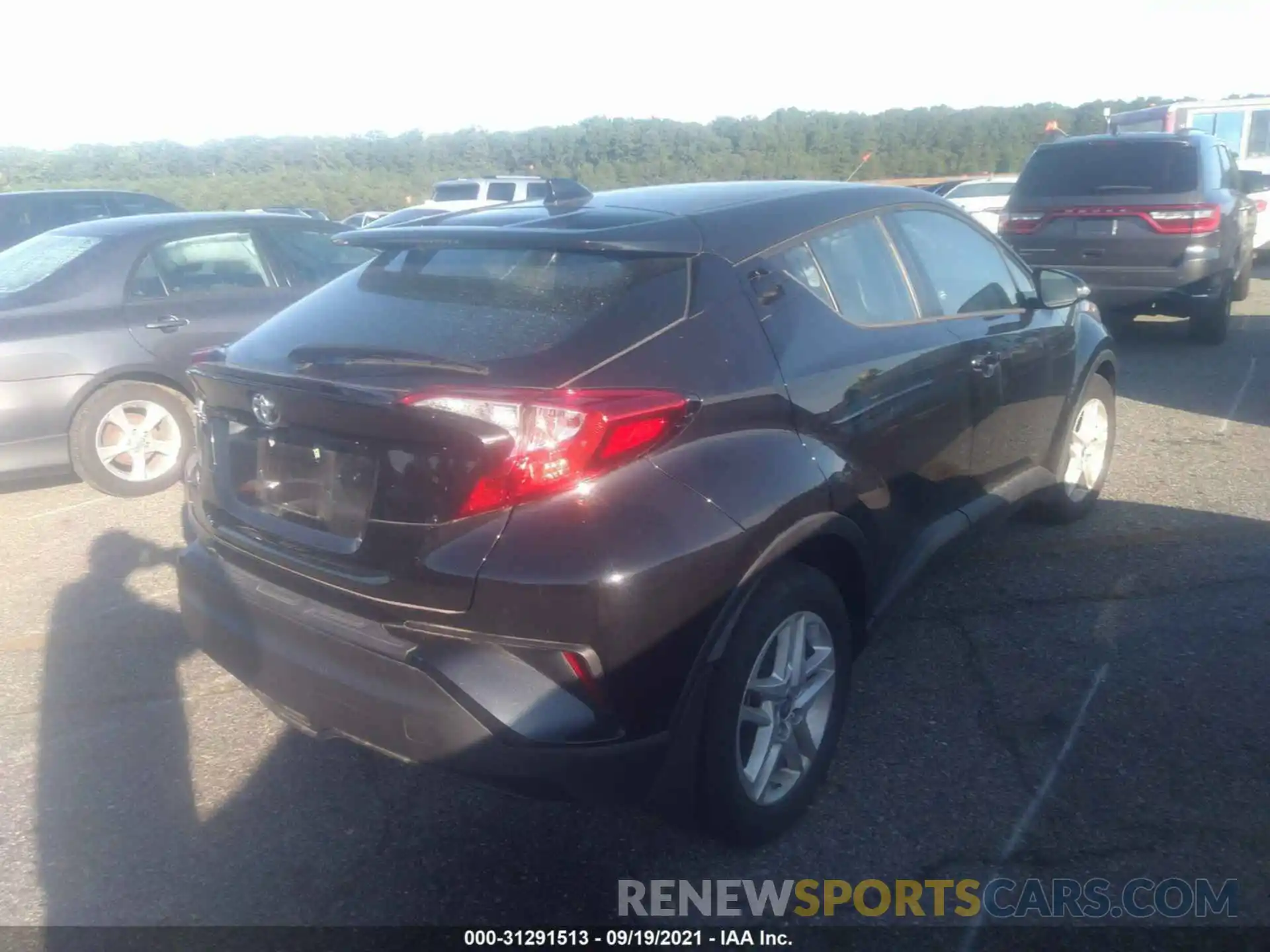 4 Photograph of a damaged car NMTKHMBX6LR109789 TOYOTA C-HR 2020