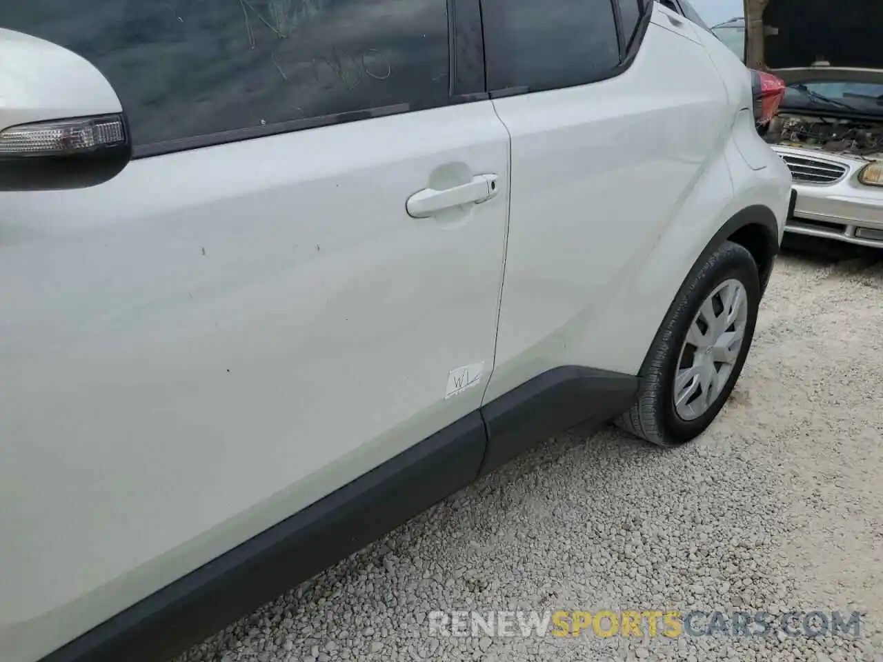 9 Photograph of a damaged car NMTKHMBX6LR111428 TOYOTA C-HR 2020