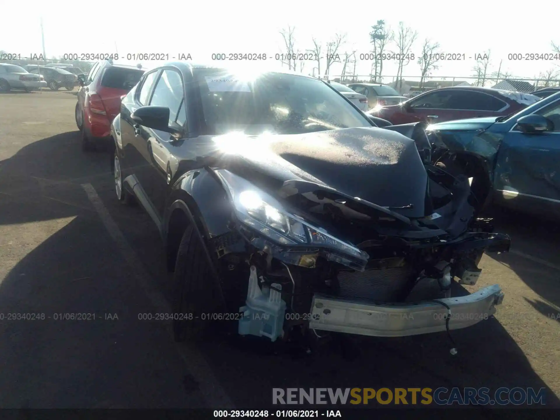 1 Photograph of a damaged car NMTKHMBX6LR115401 TOYOTA C-HR 2020