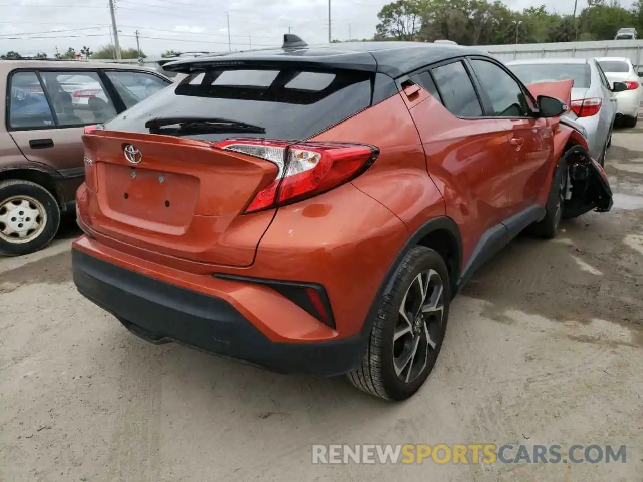 4 Photograph of a damaged car NMTKHMBX7LR105511 TOYOTA C-HR 2020