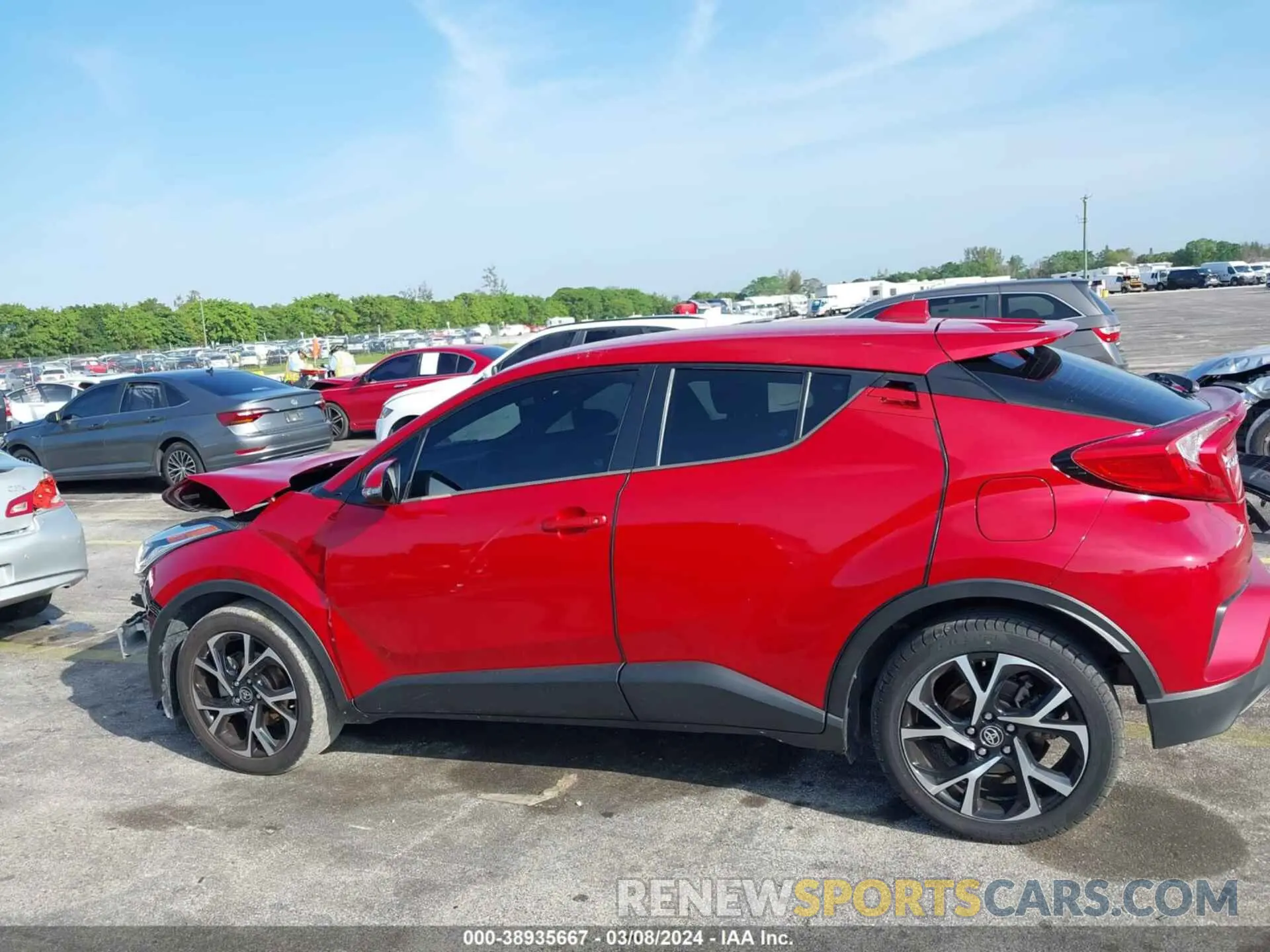 13 Photograph of a damaged car NMTKHMBX7LR113334 TOYOTA C-HR 2020