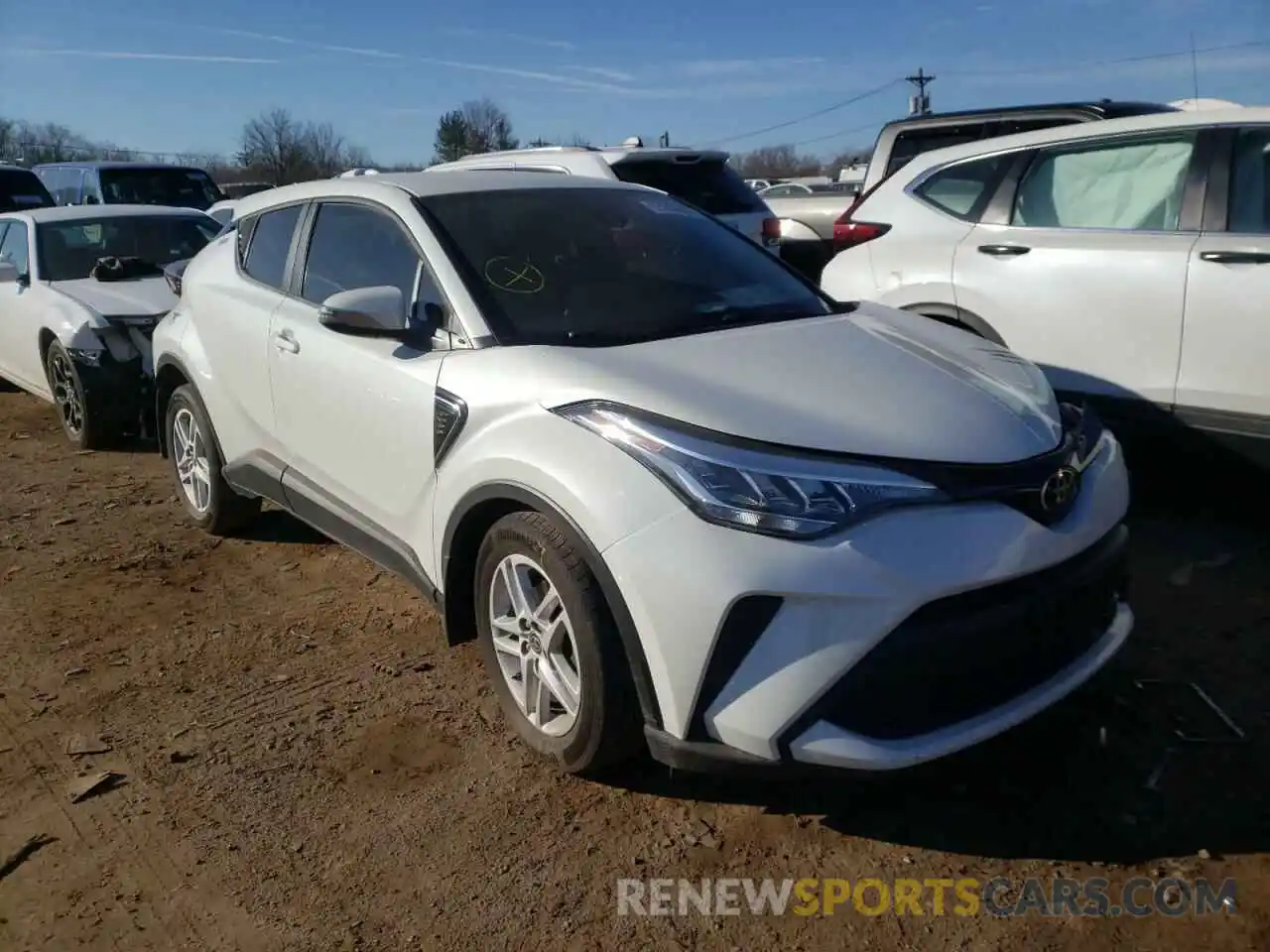 1 Photograph of a damaged car NMTKHMBX7LR116010 TOYOTA C-HR 2020