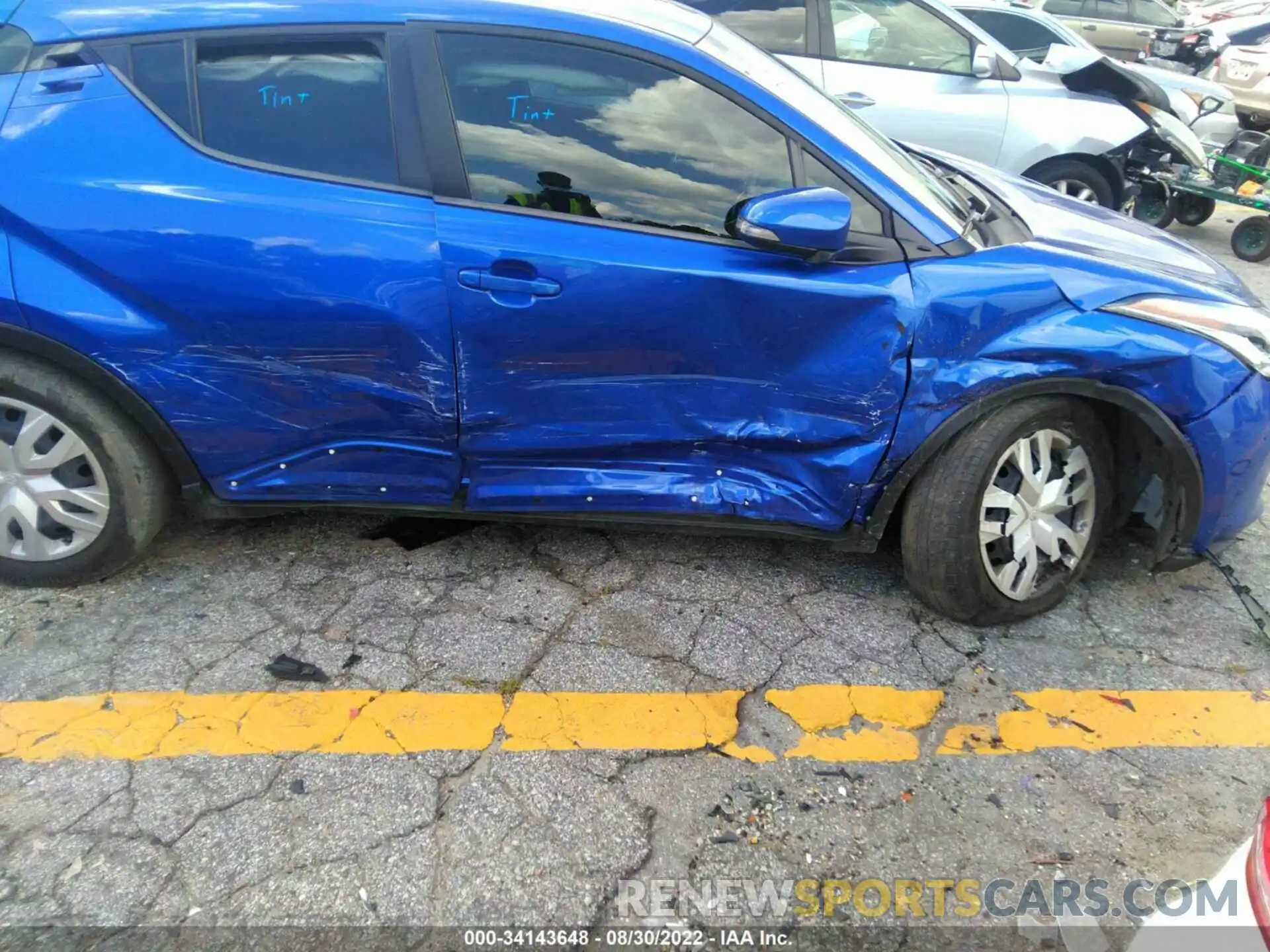 6 Photograph of a damaged car NMTKHMBX7LR116752 TOYOTA C-HR 2020