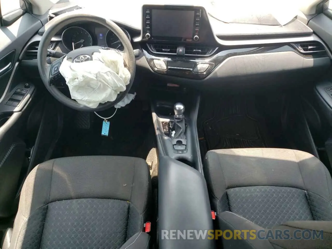 8 Photograph of a damaged car NMTKHMBX8LR103444 TOYOTA C-HR 2020