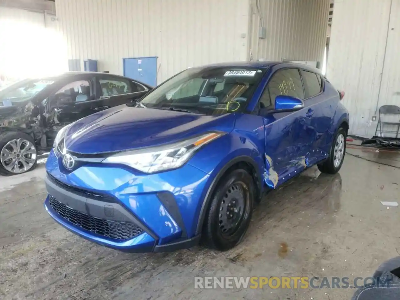 2 Photograph of a damaged car NMTKHMBX8LR104237 TOYOTA C-HR 2020