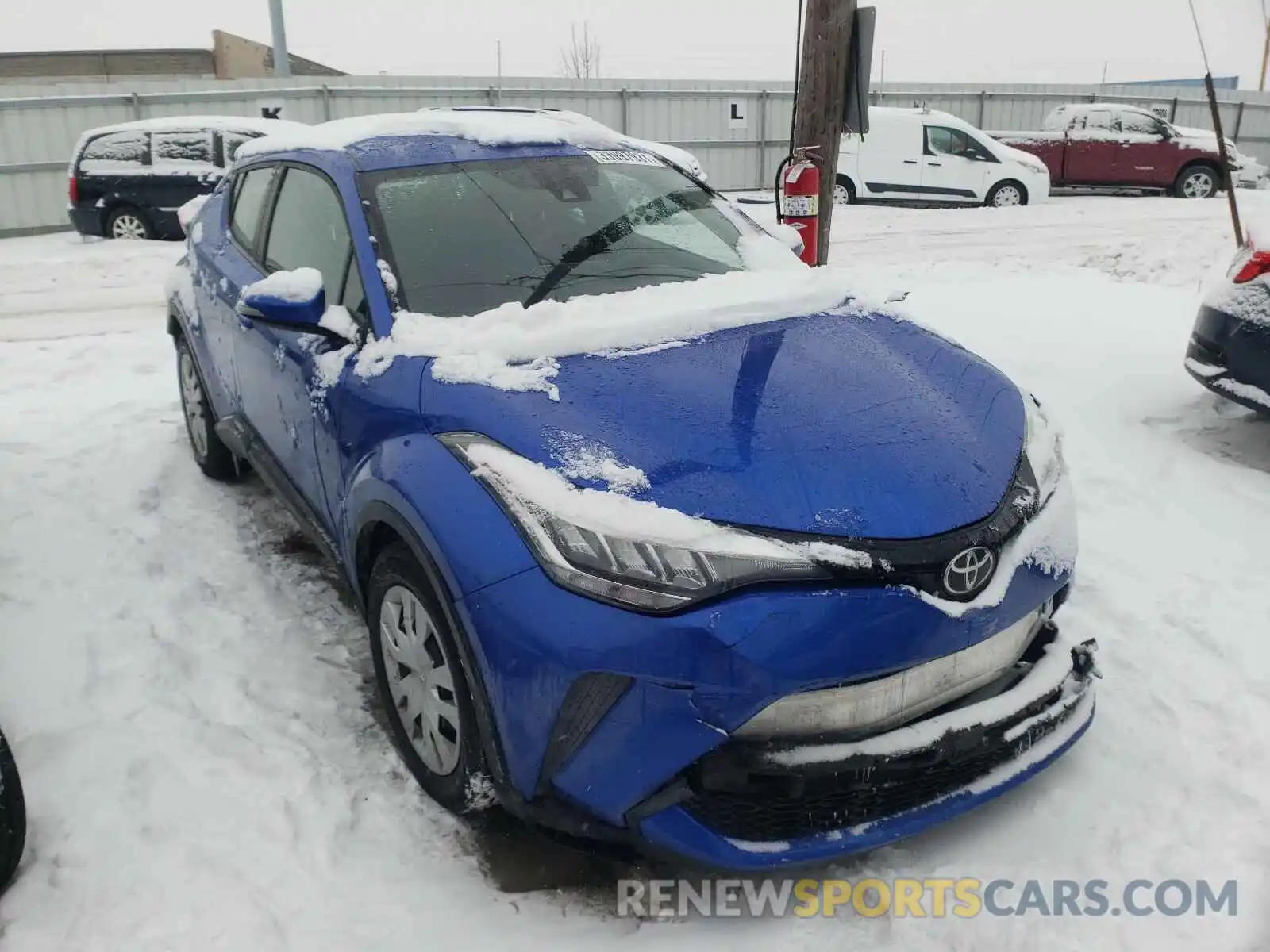 1 Photograph of a damaged car NMTKHMBX8LR106327 TOYOTA C-HR 2020