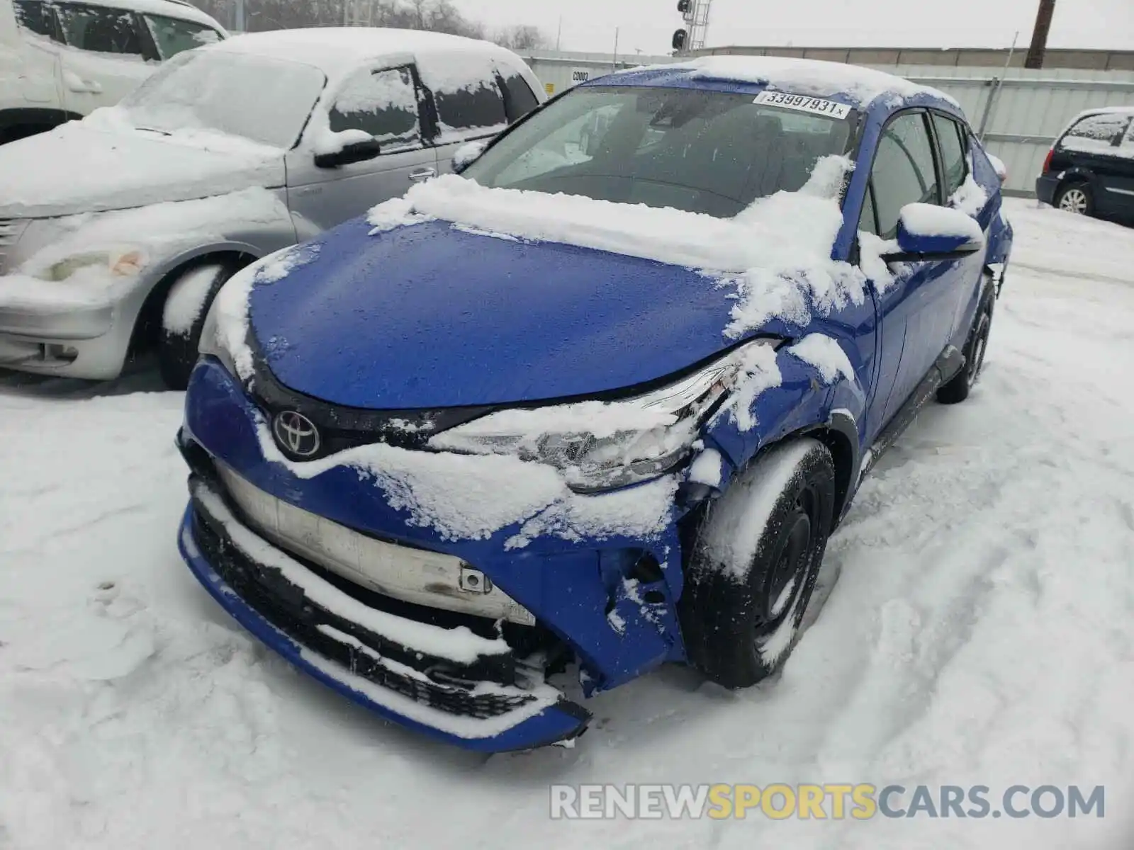 2 Photograph of a damaged car NMTKHMBX8LR106327 TOYOTA C-HR 2020