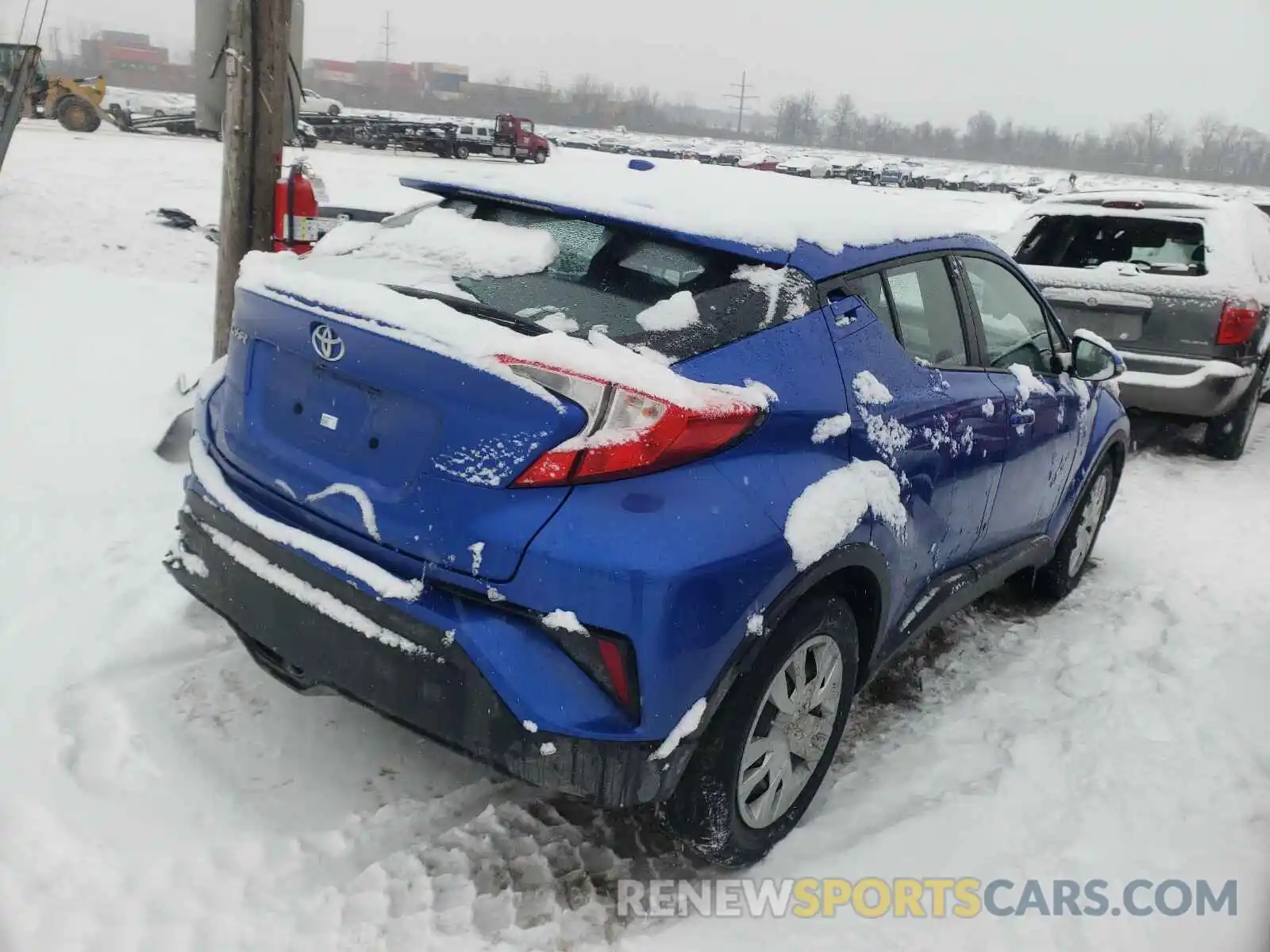 4 Photograph of a damaged car NMTKHMBX8LR106327 TOYOTA C-HR 2020