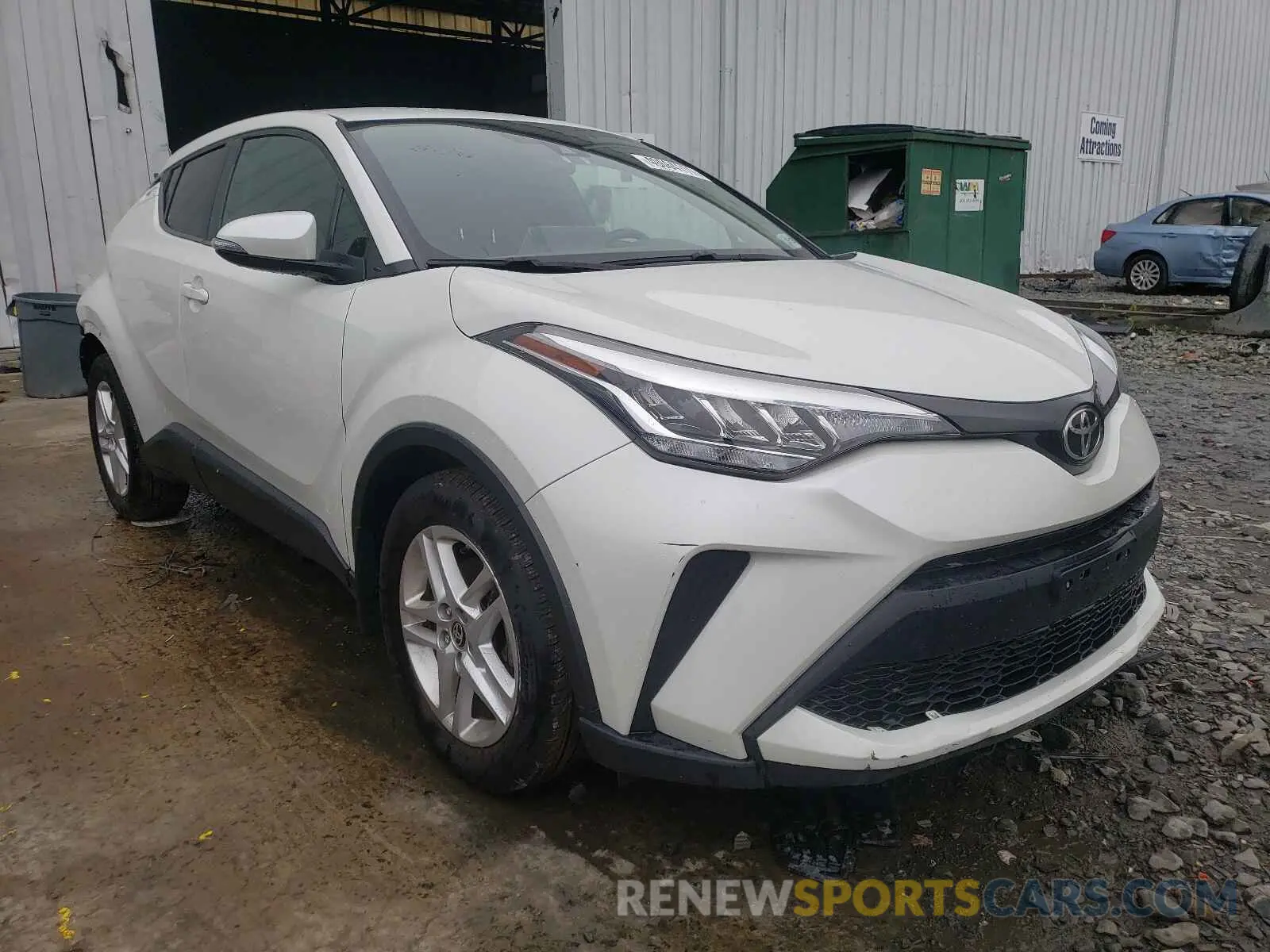 1 Photograph of a damaged car NMTKHMBX8LR108076 TOYOTA C-HR 2020